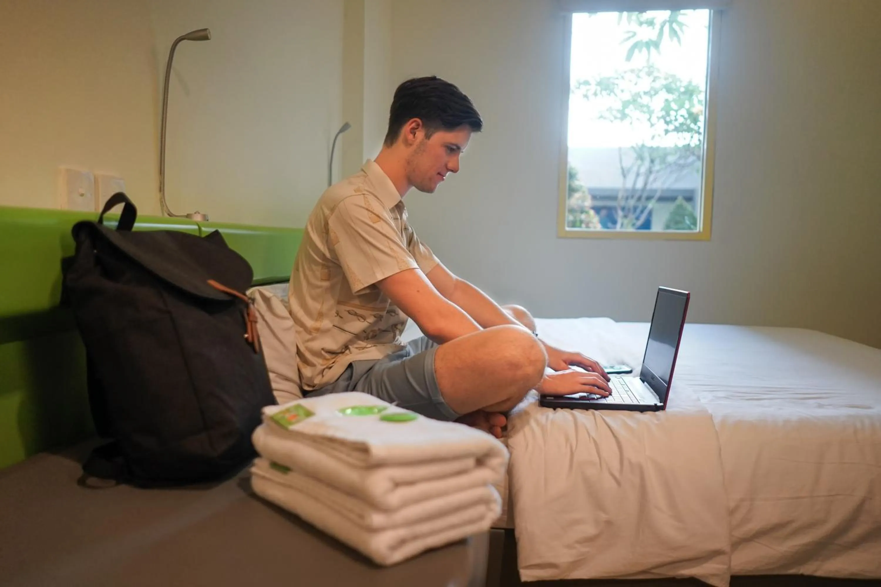 Bedroom, Bed in POP! Hotel Sangaji Yogyakarta