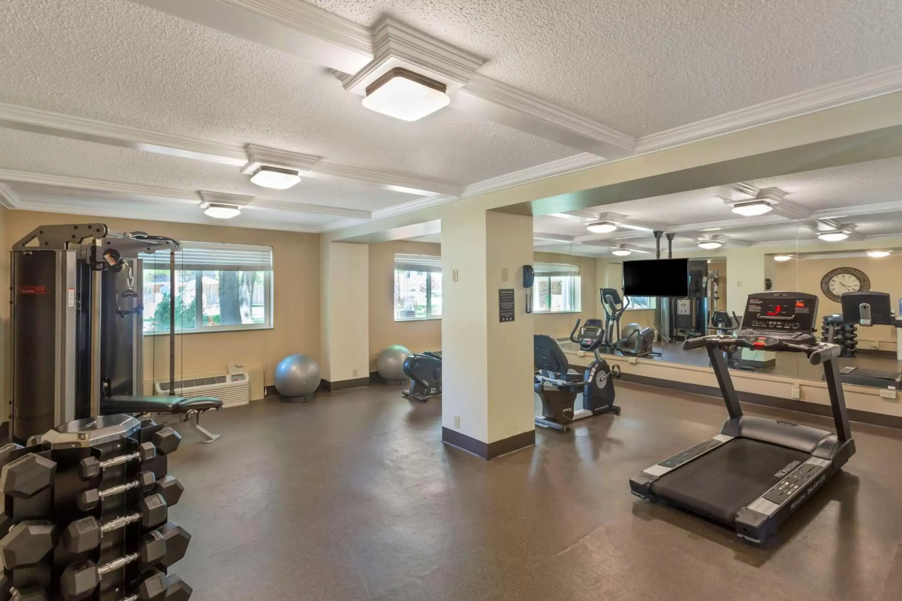 Spa and wellness centre/facilities, Fitness Center/Facilities in Best Western Plus Burley Inn & Convention Center
