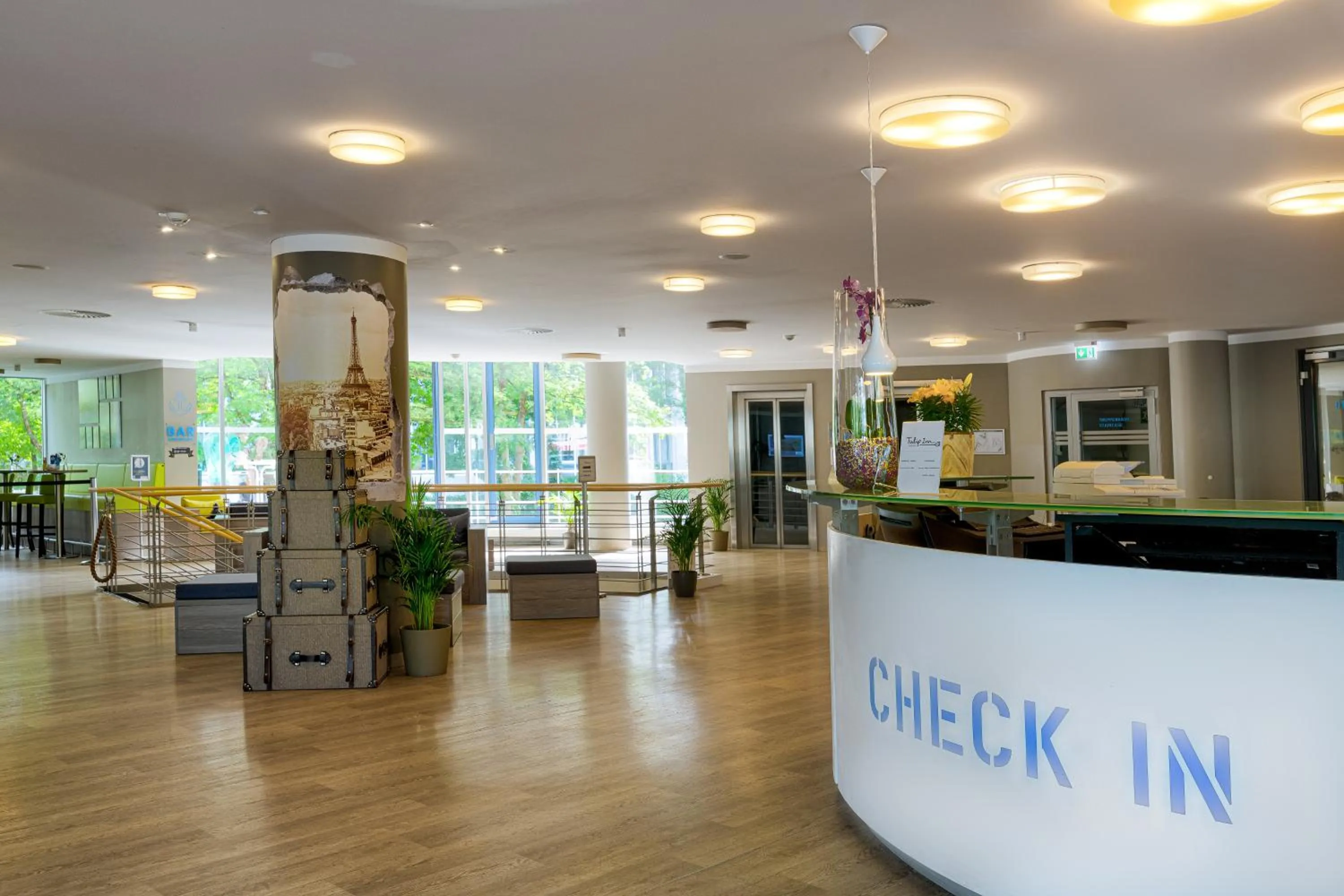 Lobby or reception in Tulip Inn München Messe