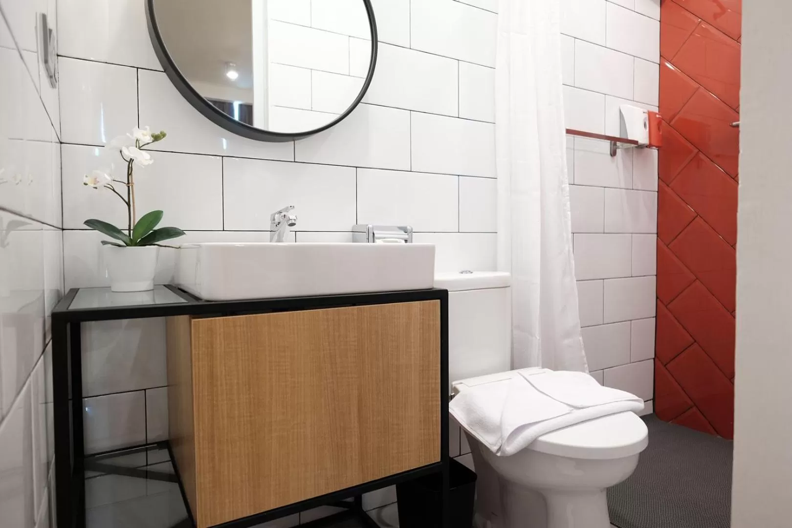 Bathroom in RedDoorz Plus @ Thamrin