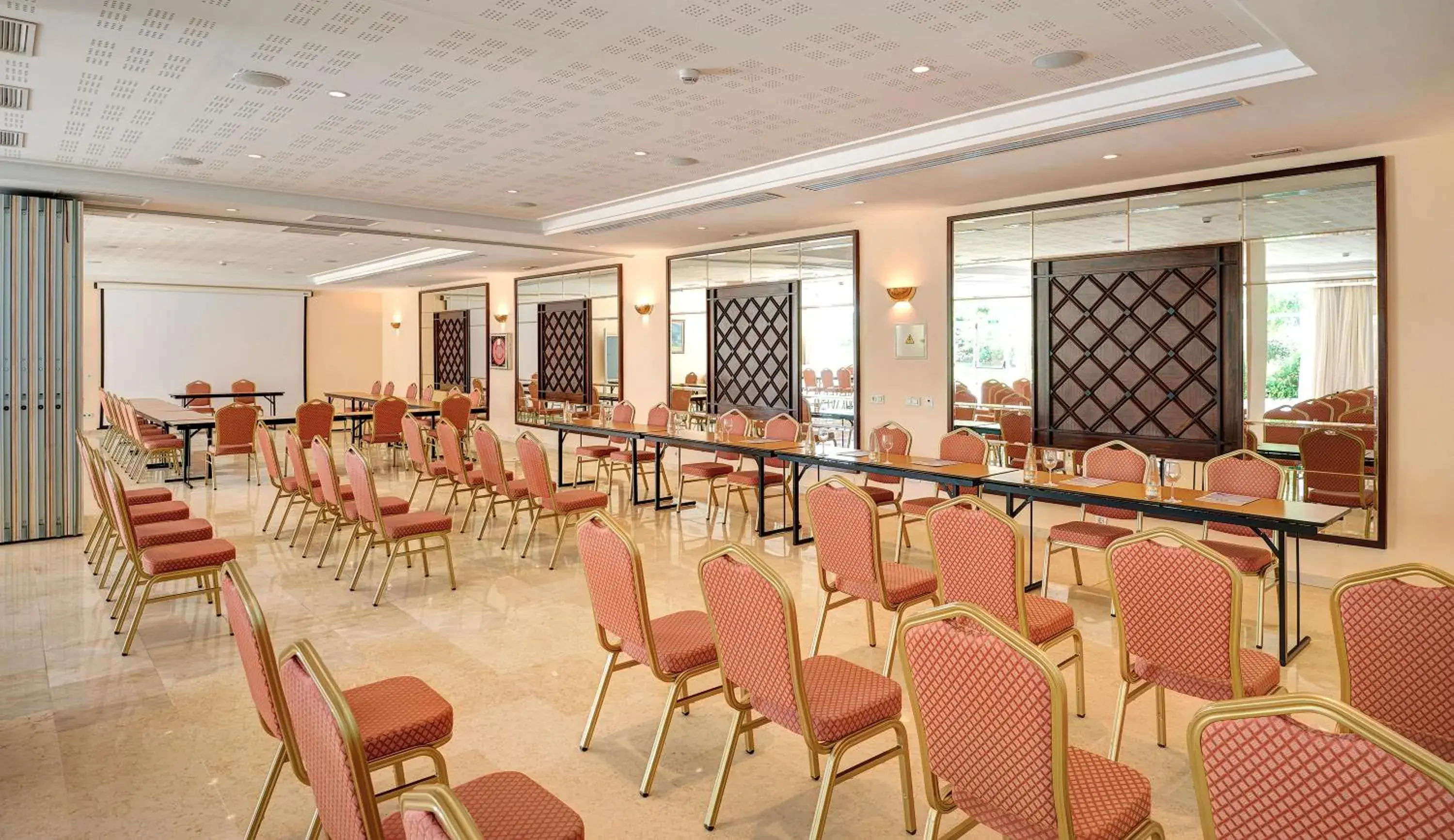 Meeting/conference room, Banquet Facilities in Hipotels Eurotel Punta Rotja Spa-Golf