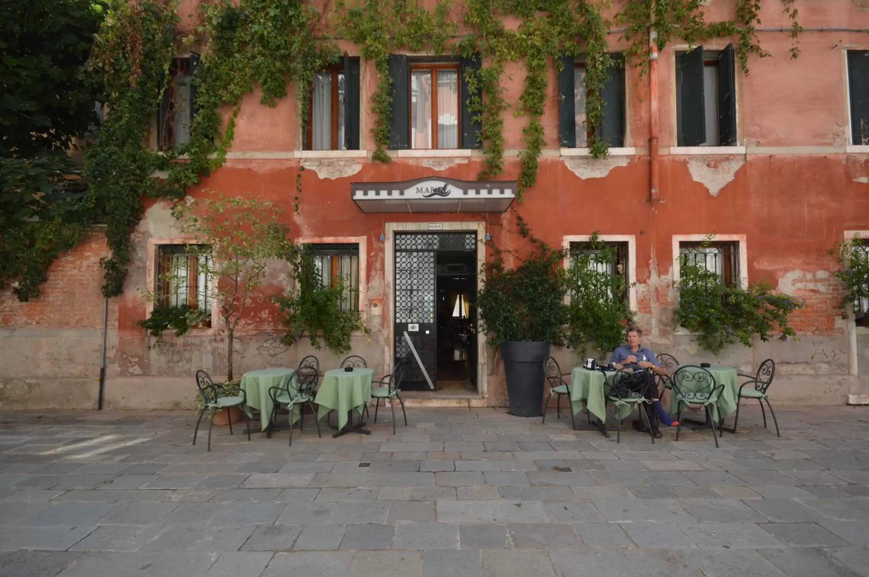 Facade/entrance, Restaurant/Places to Eat in Albergo Marin