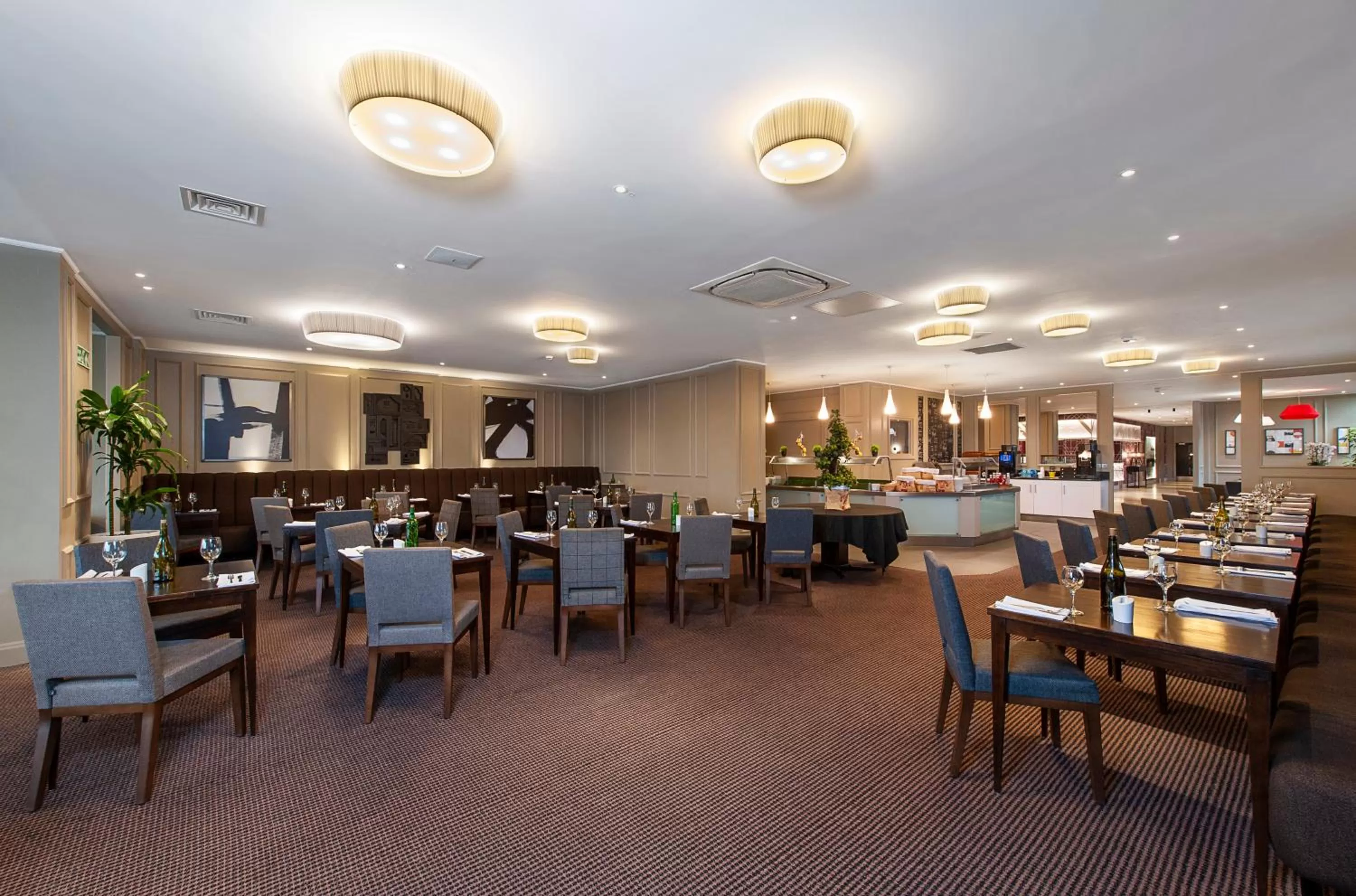 Restaurant/places to eat in Mercure Telford Centre Hotel