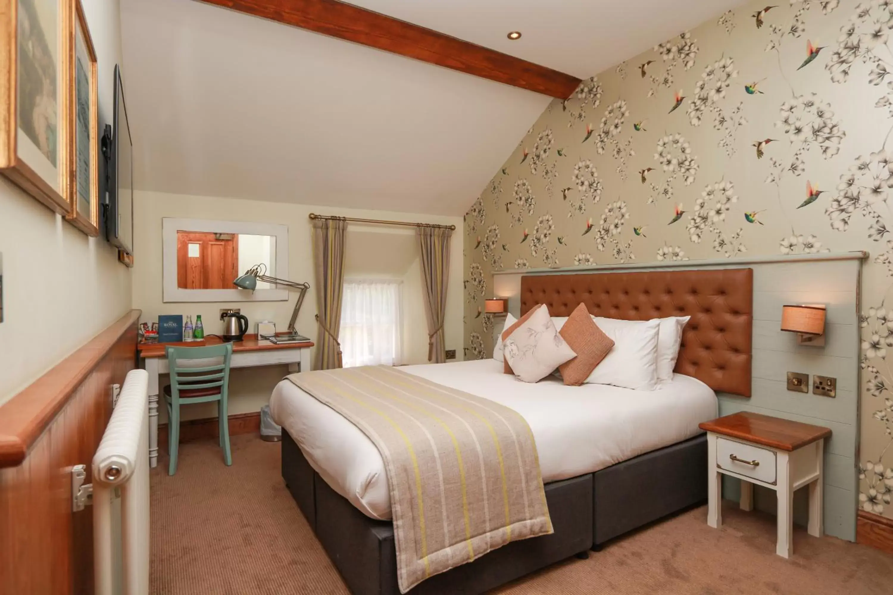 Bedroom, Bed in The Royal Heysham