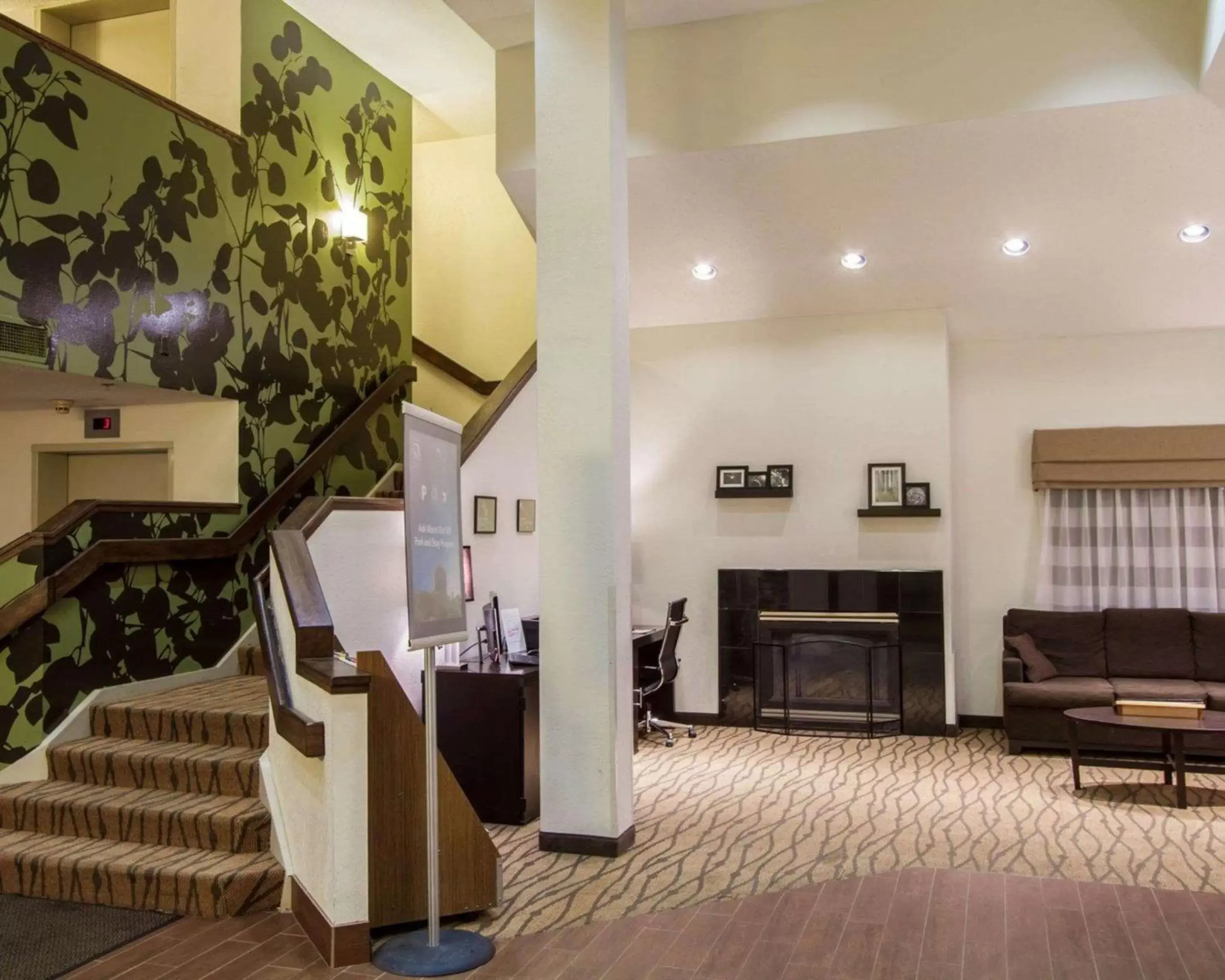 Lobby or reception, Lobby/Reception in Sleep Inn & Suites Buffalo Airport Cheektowaga