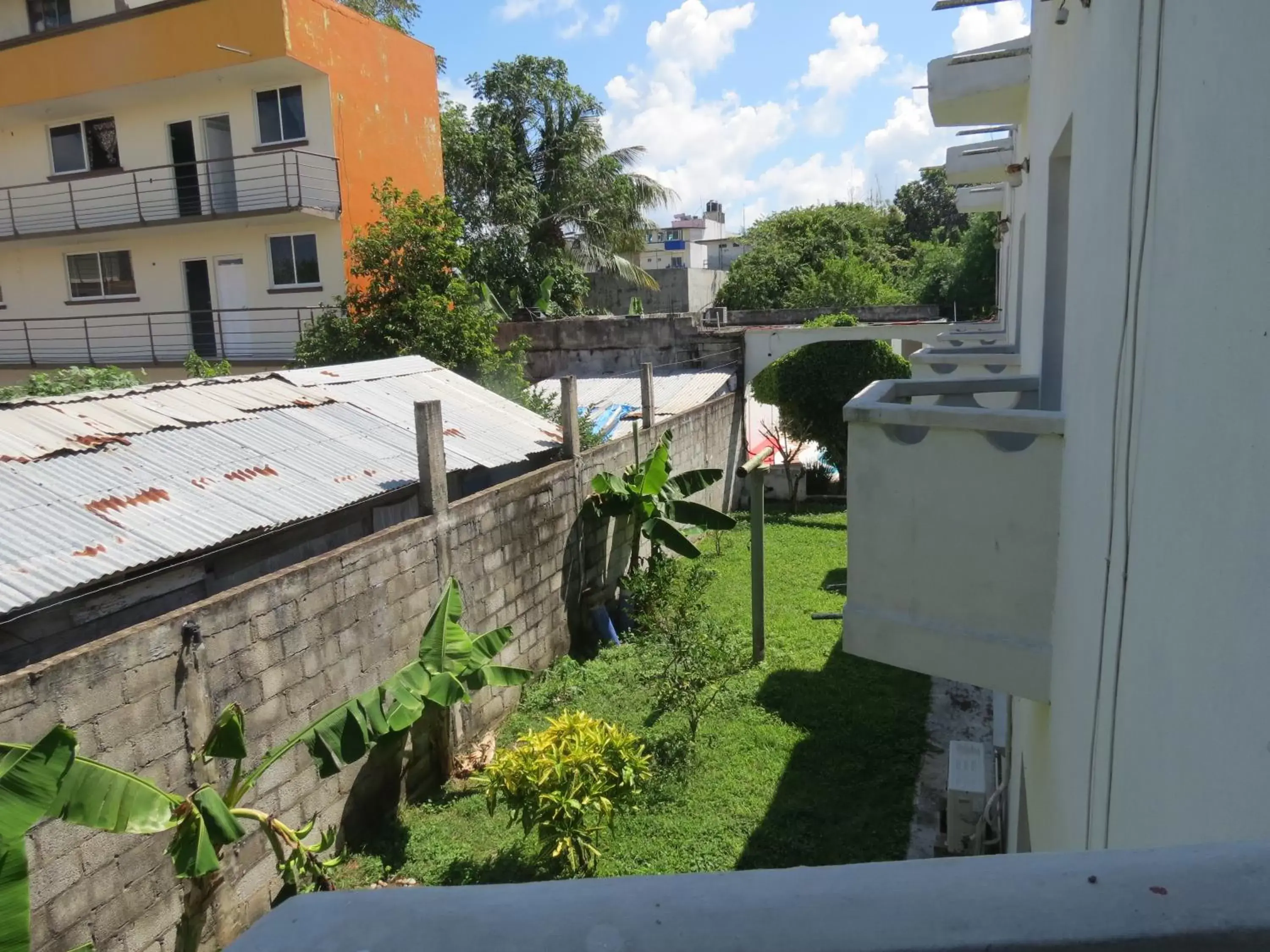 Neighbourhood, Pool View in Hotel Albri by Rotamundos