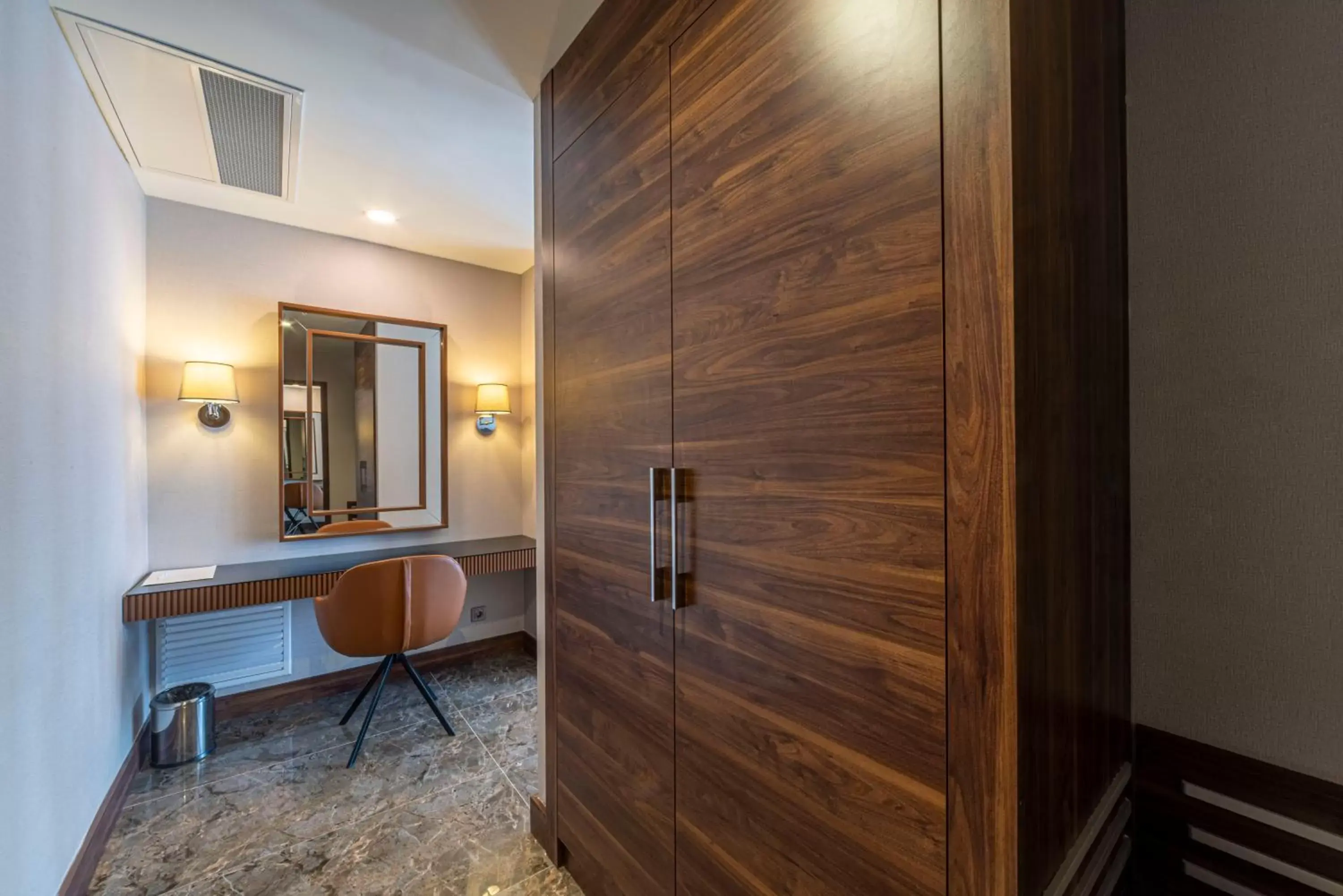 Massage, Bathroom in TRYP By Wyndham Istanbul Sisli Hotel