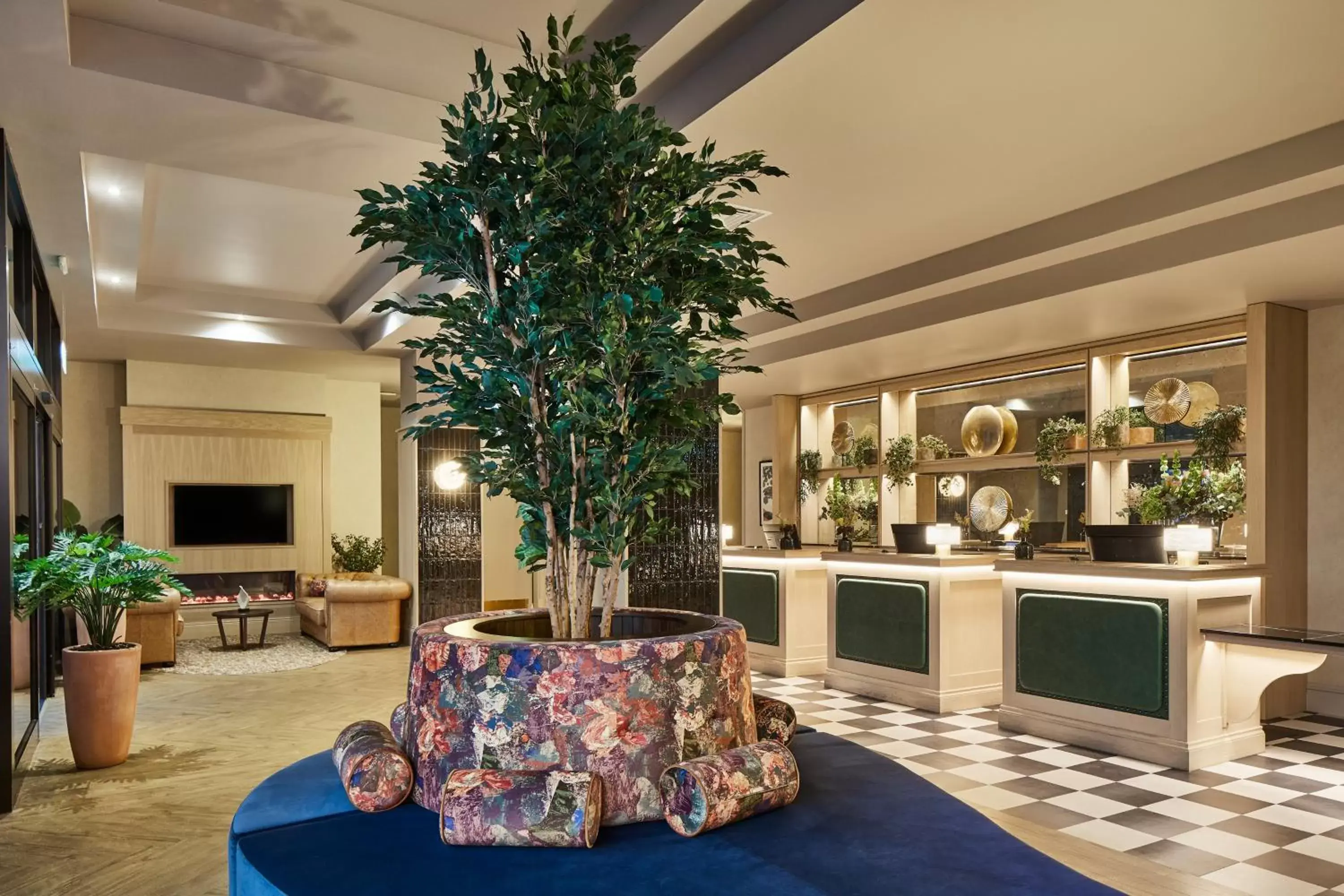 Lobby or reception, Lobby/Reception in Leonardo Royal Hotel Edinburgh - Formerly Jurys Inn