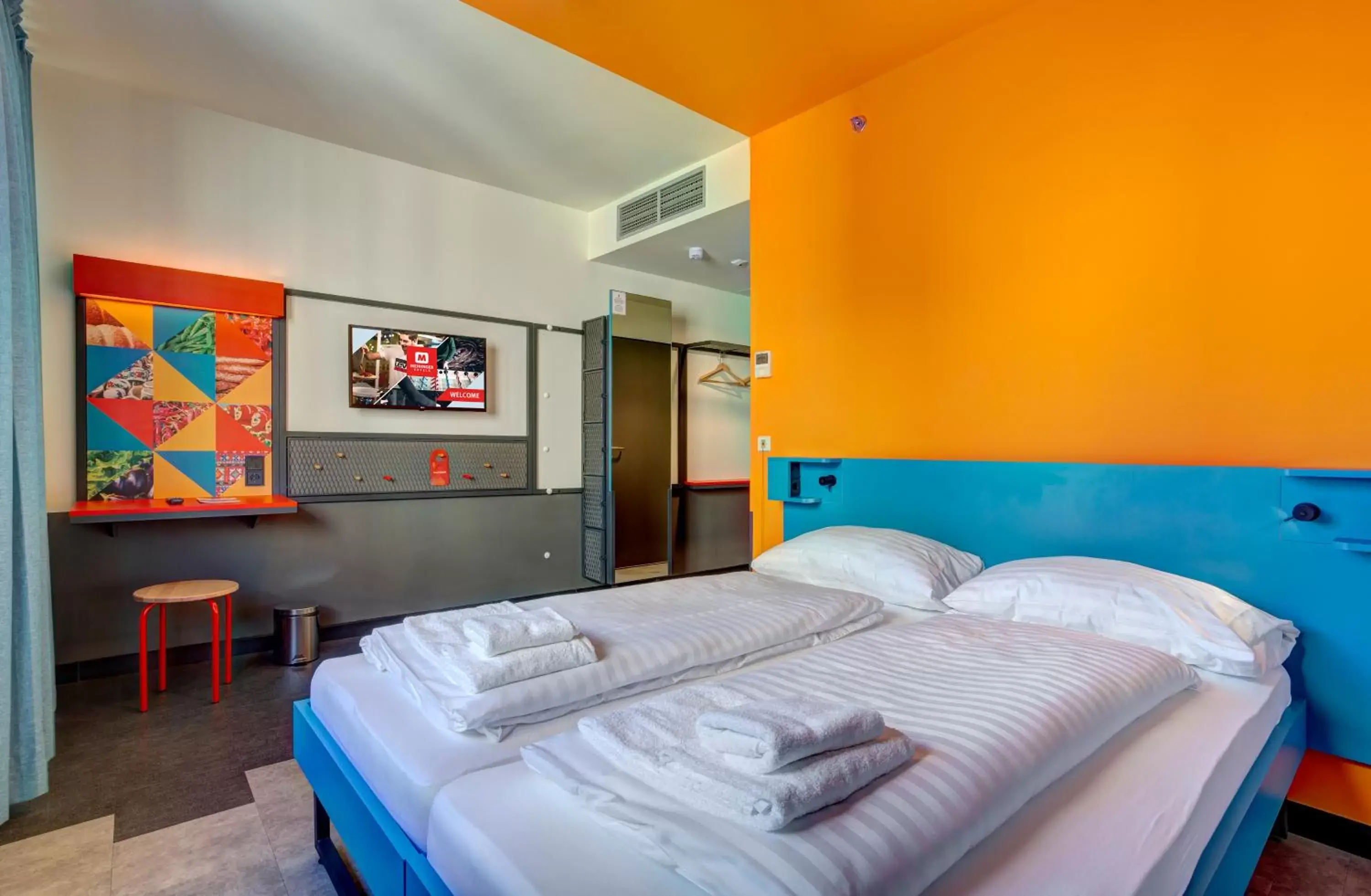 Twin Room in MEININGER Budapest Great Market Hall Twin Room in MEININGER Budapest Great Market Hall