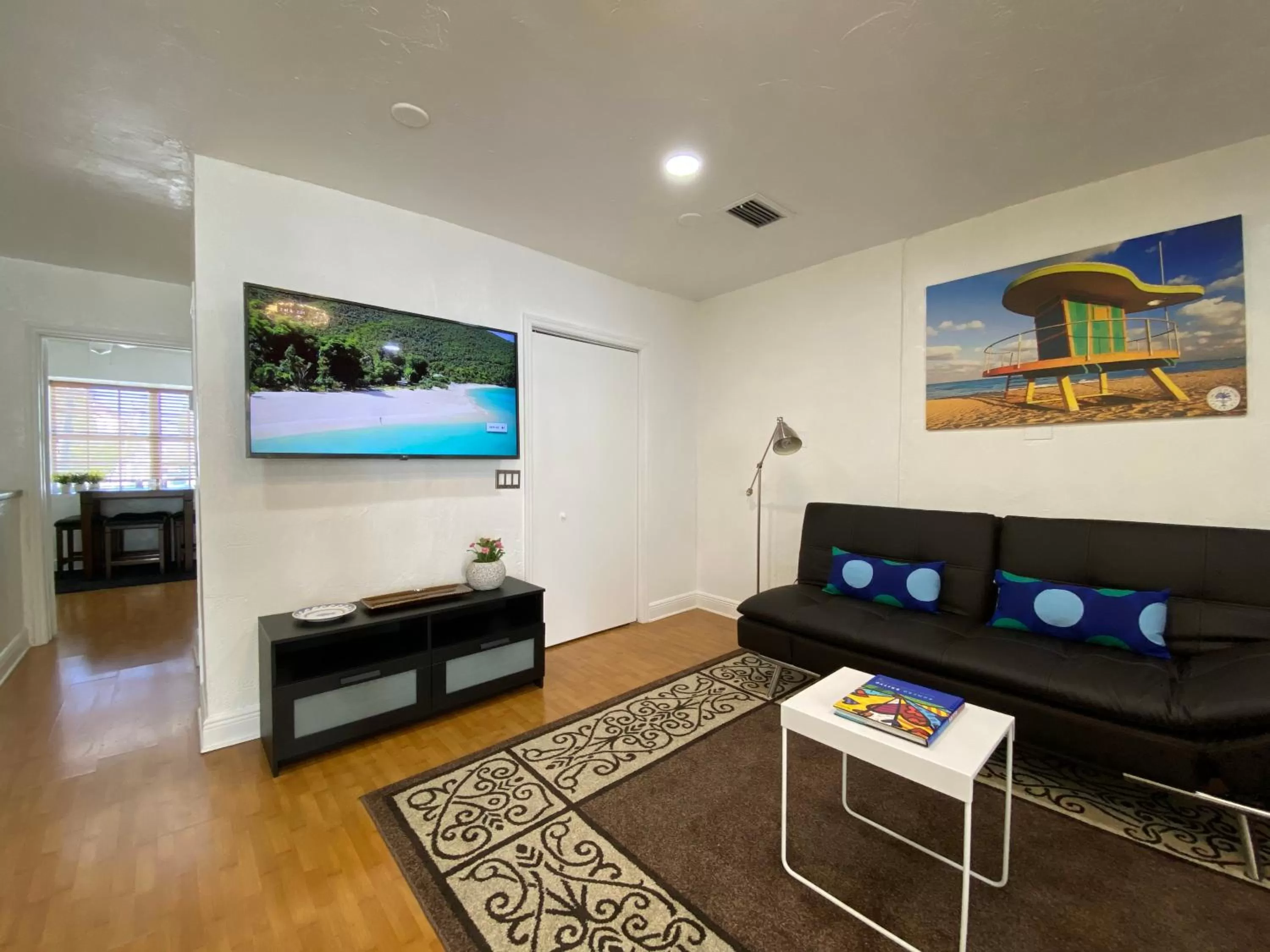 Living room, Seating Area in Miami Beach Rooms B&B