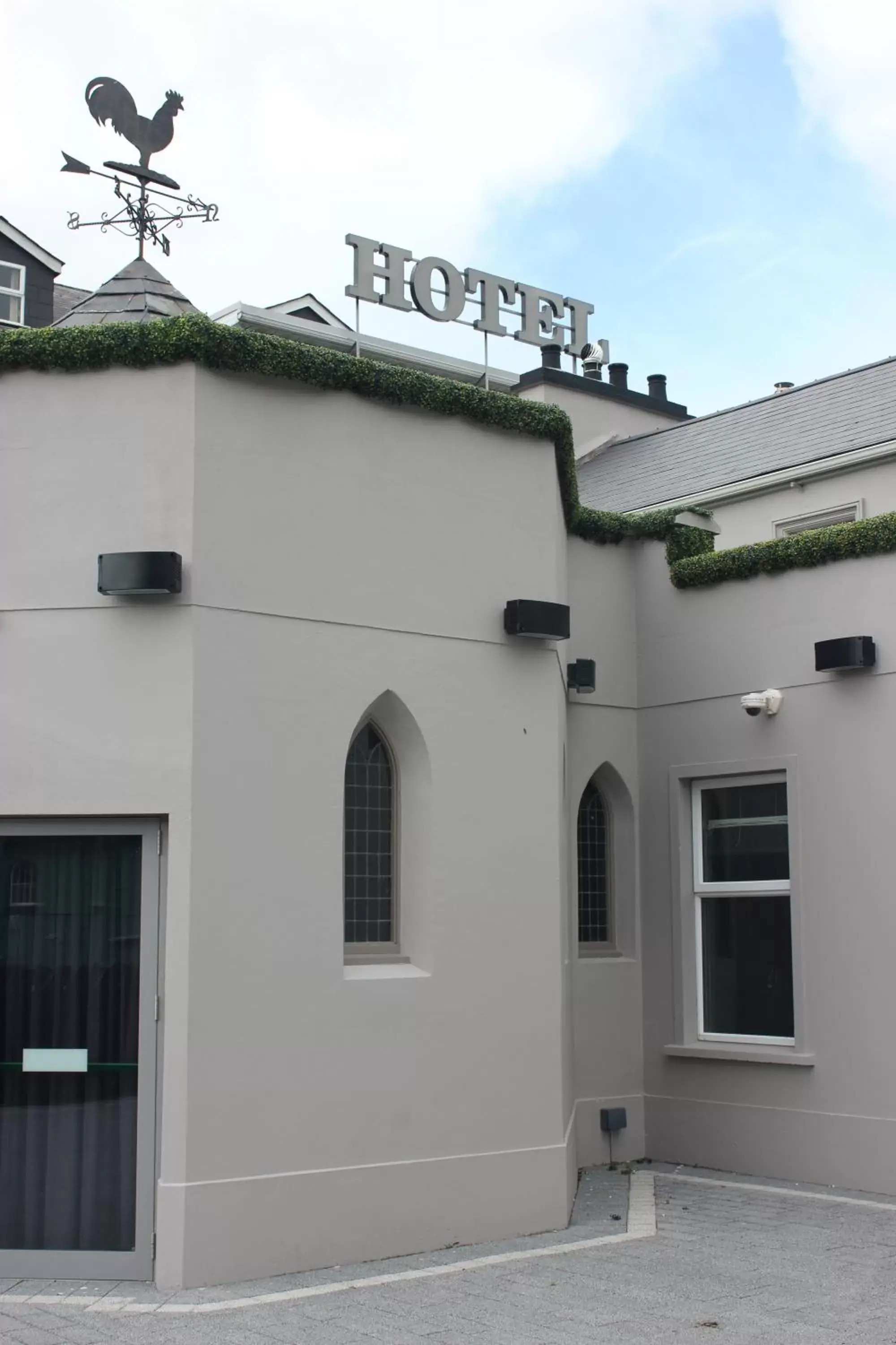 Property Building in The Enniskillen Hotel and Motel