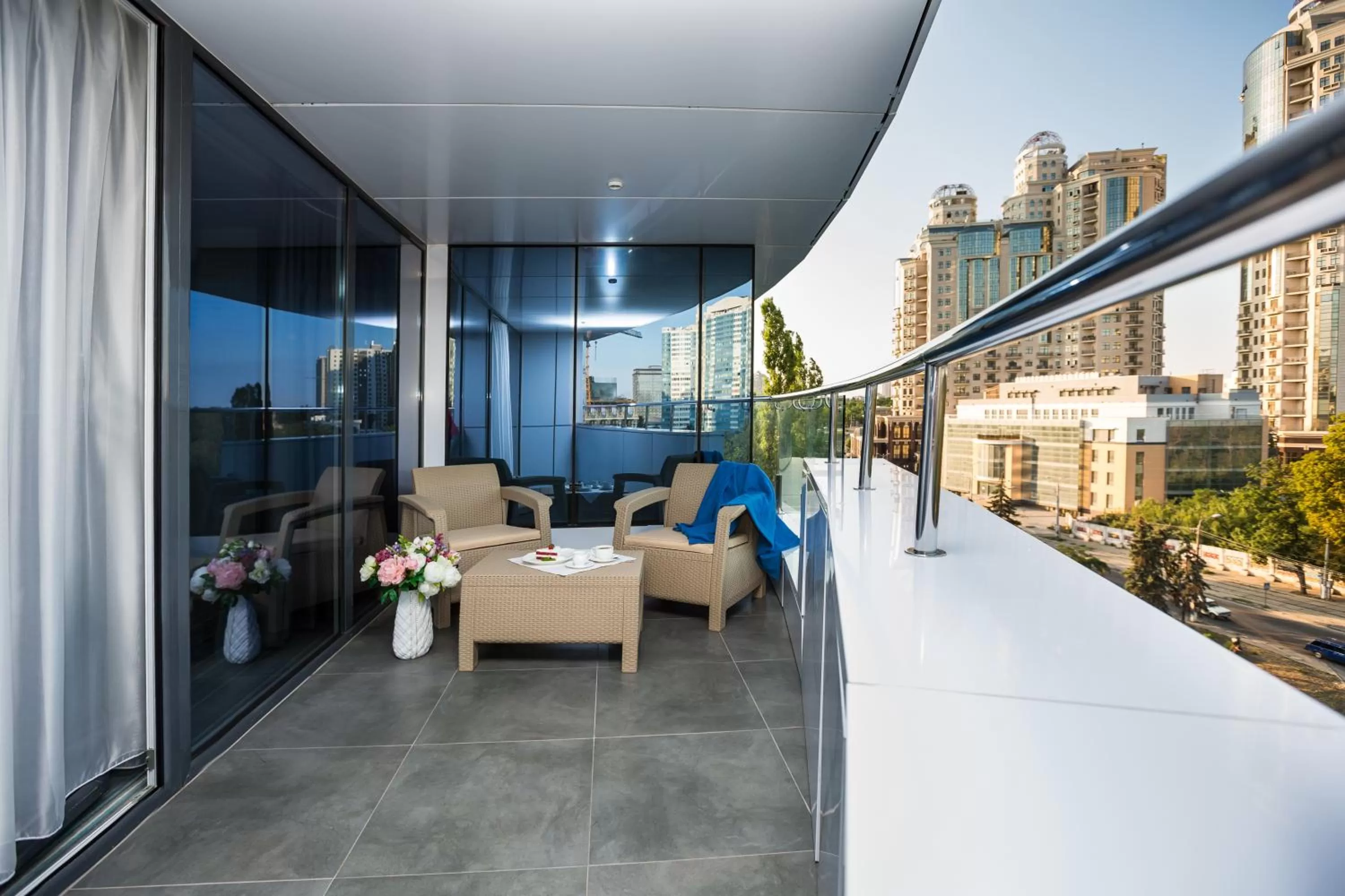 Balcony/Terrace in Atlantic Garden Resort