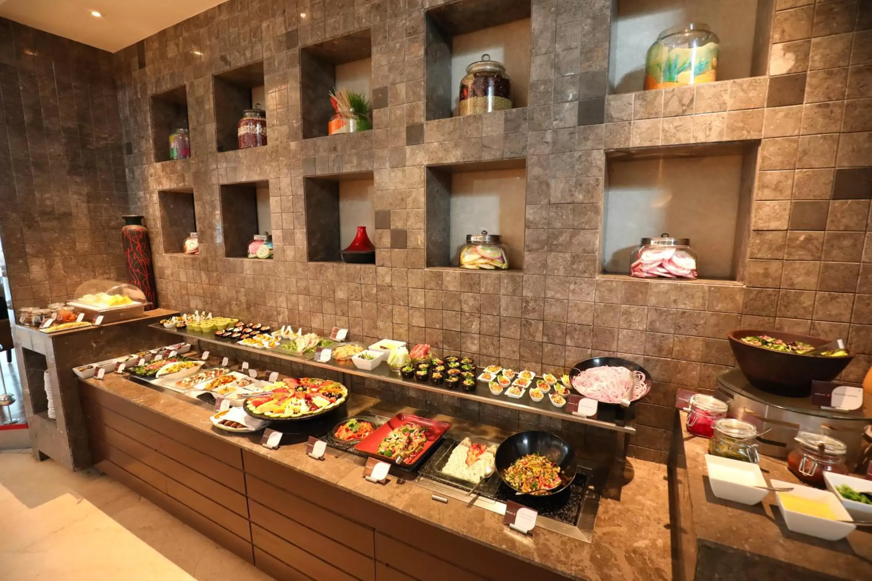 Restaurant/places to eat in Crowne Plaza Greater Noida, an IHG Hotel