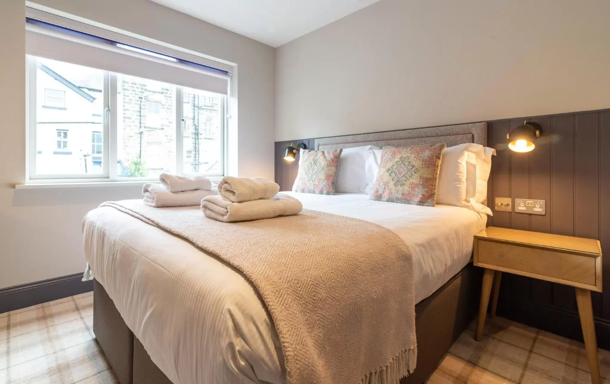 Bed in The Lawrance Luxury Aparthotel - Harrogate