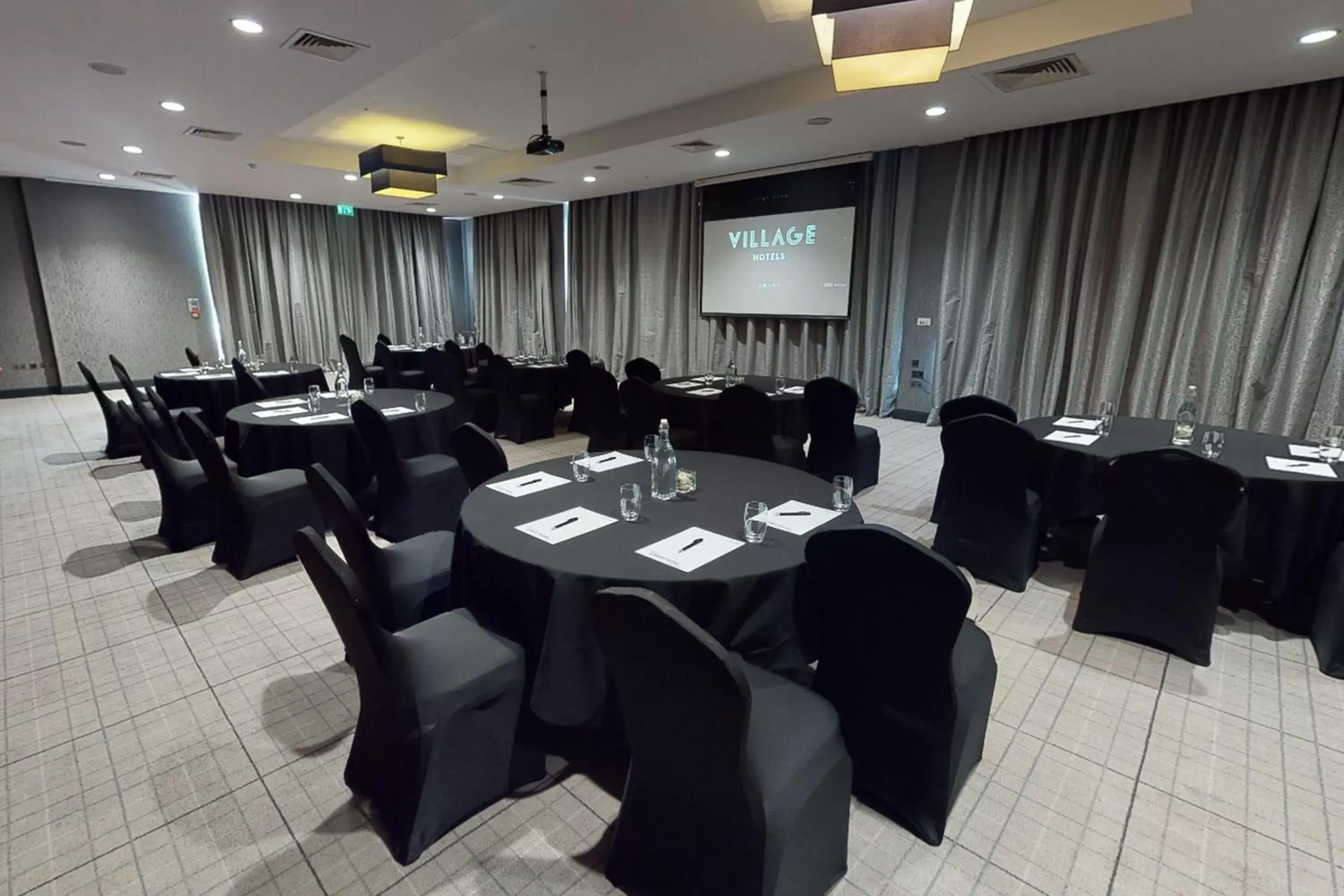 Meeting/conference room in Village Hotel Aberdeen
