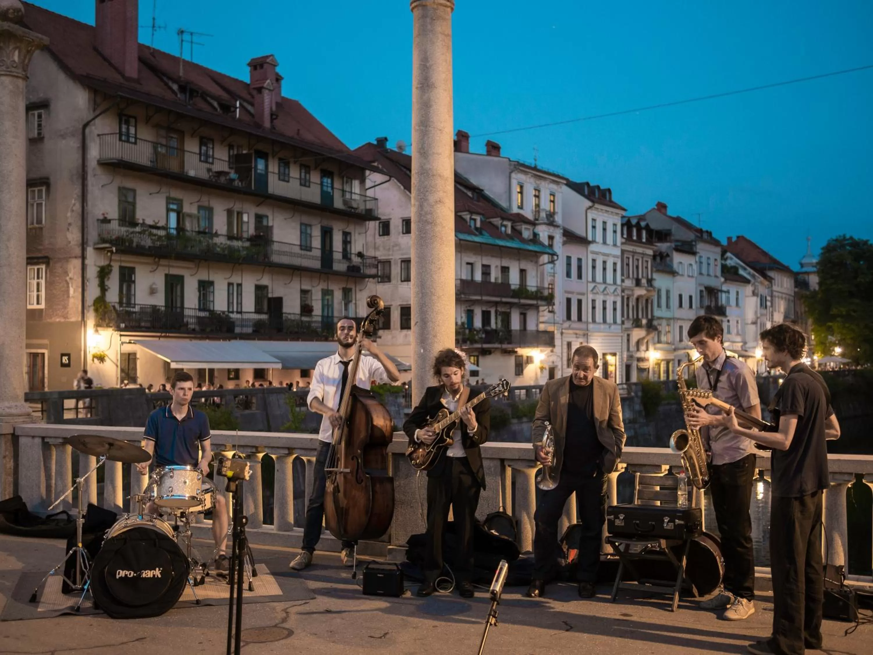 Evening entertainment in Hotel Mrak