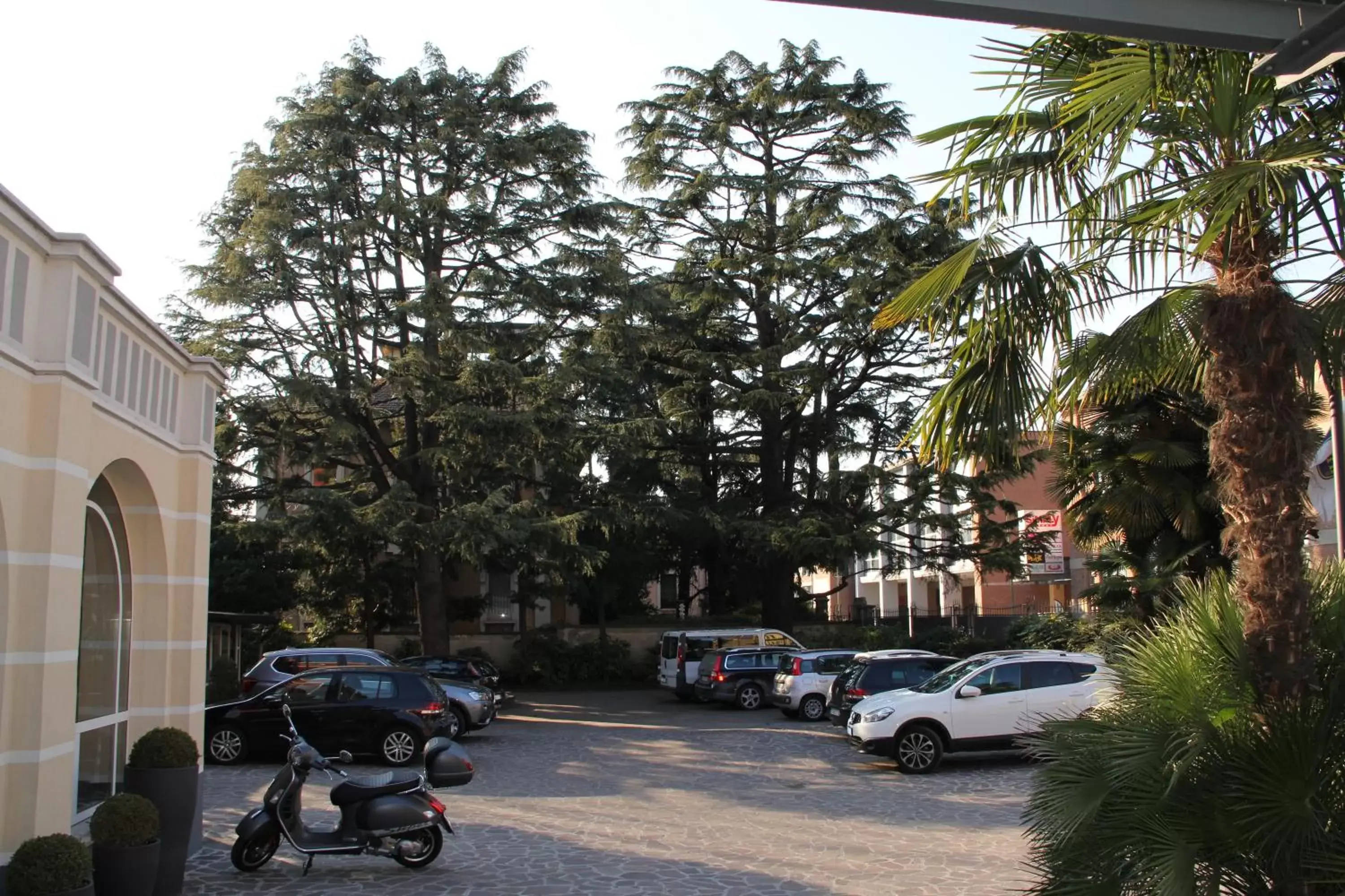 Facade/entrance, City View in Hotel Master