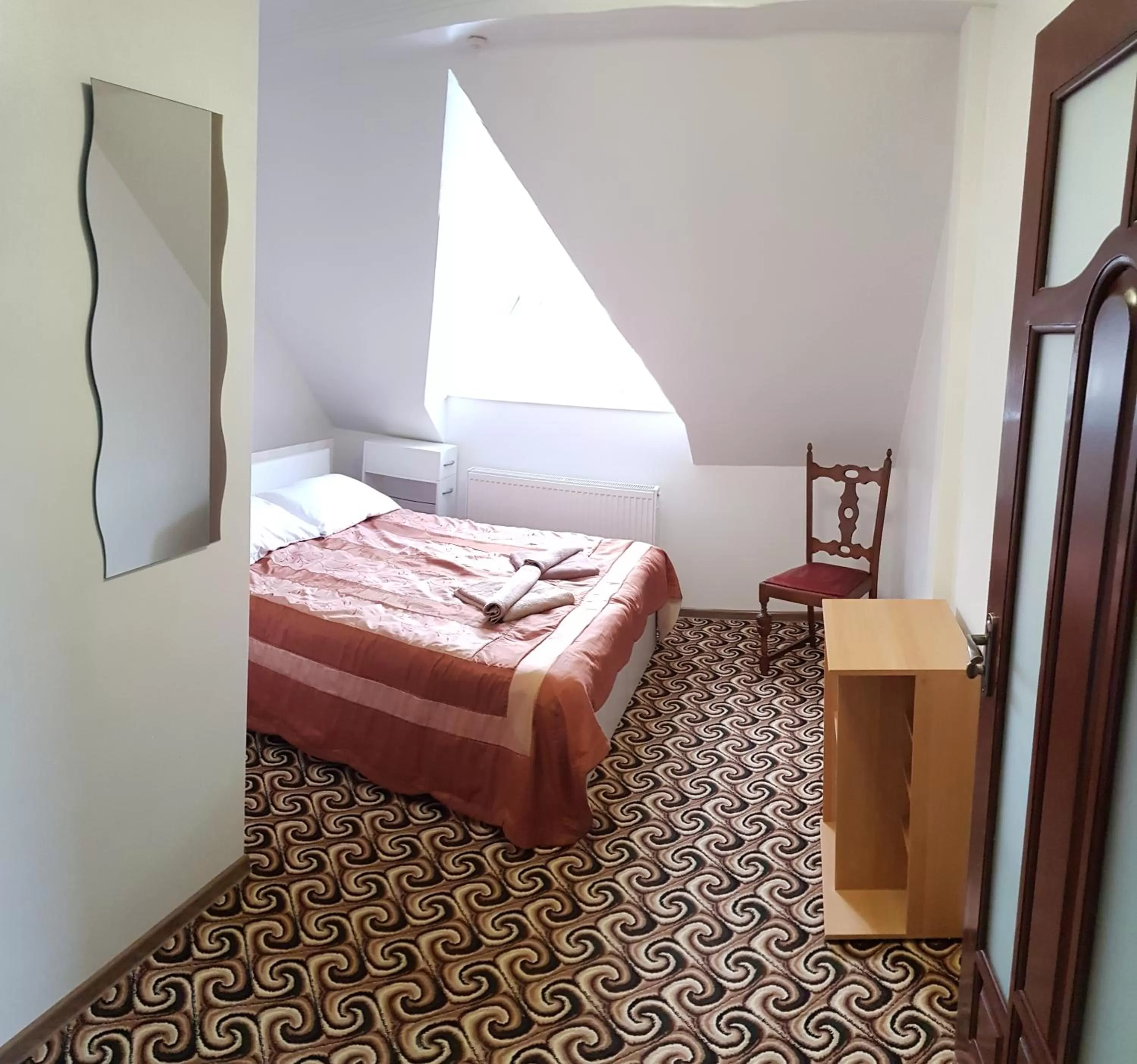 Bed in Perlyna Podillyа