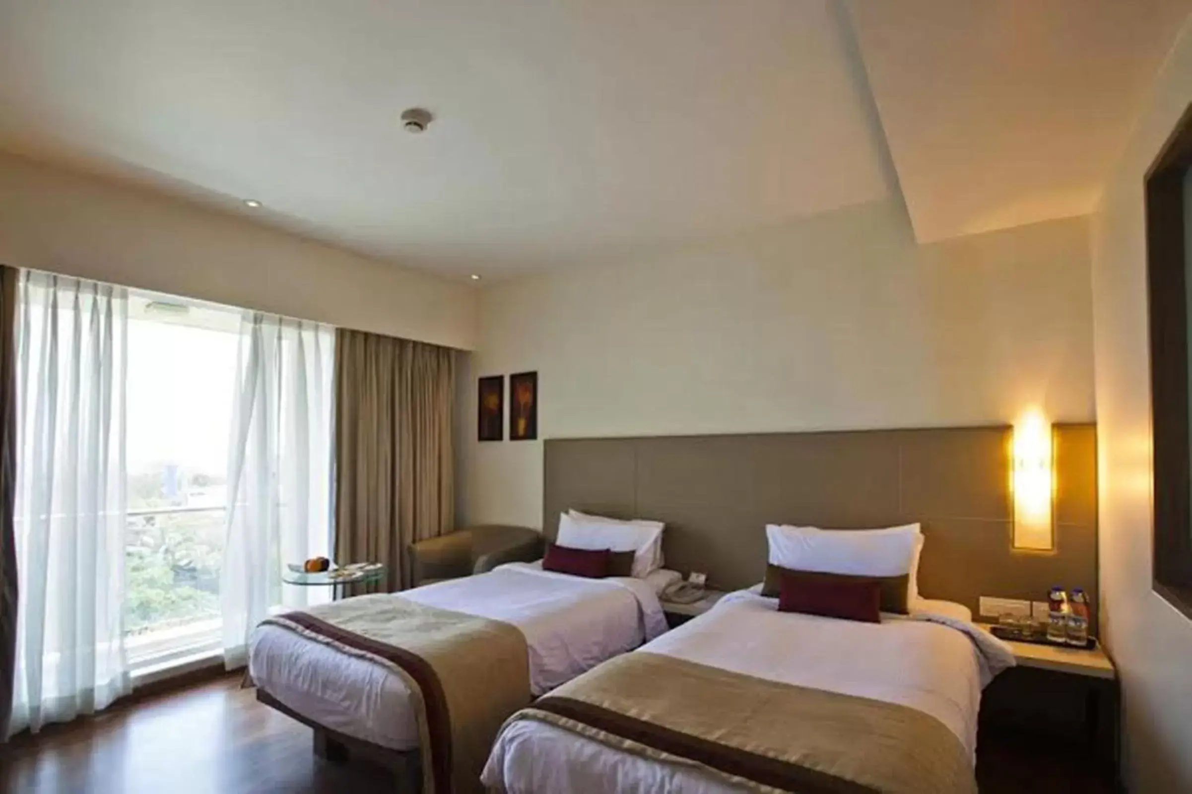 Superior Twin Room - single occupancy in Spree Shivai Hotel