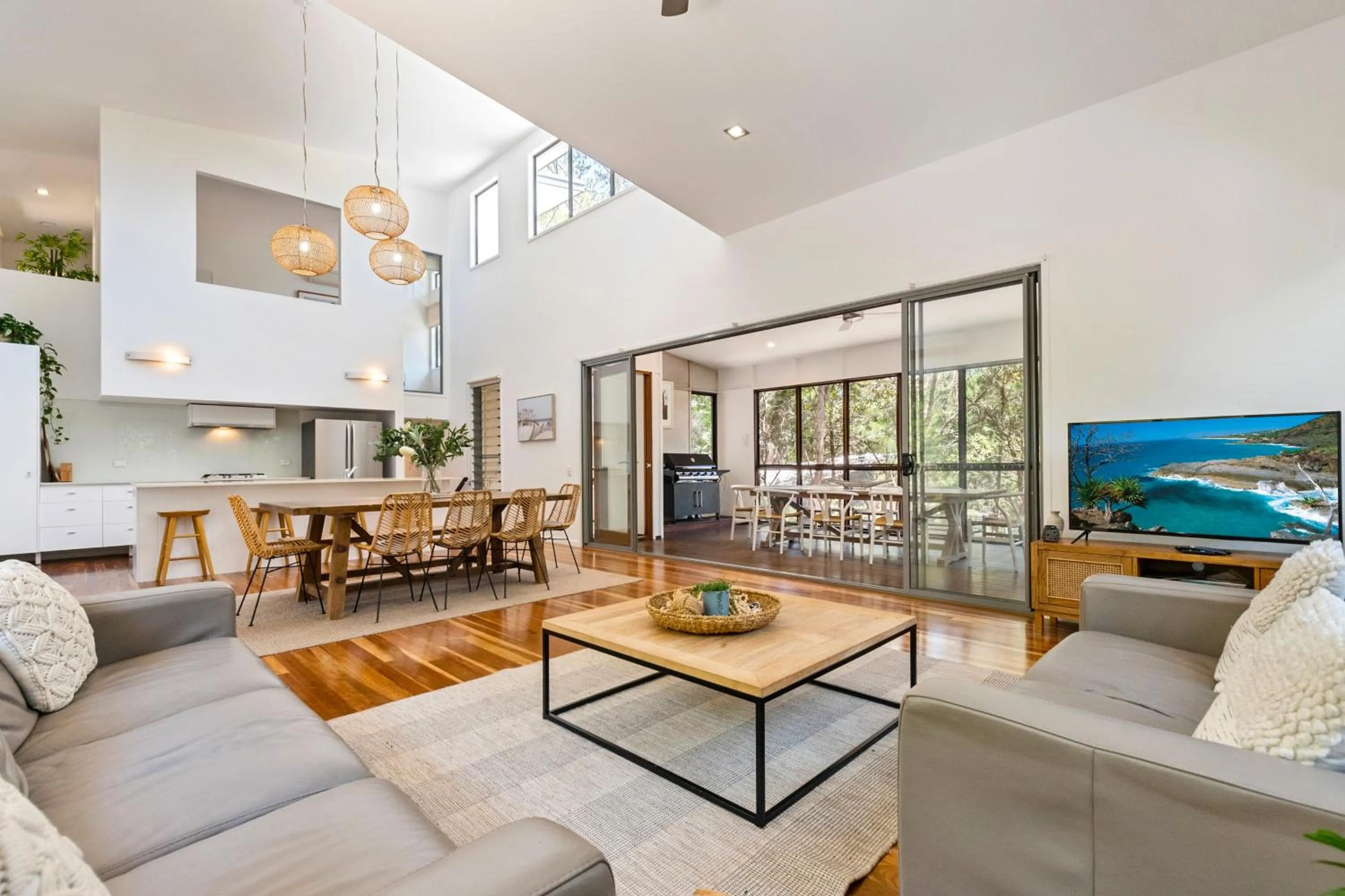 Living room, Seating Area in Beach Road Holiday Homes