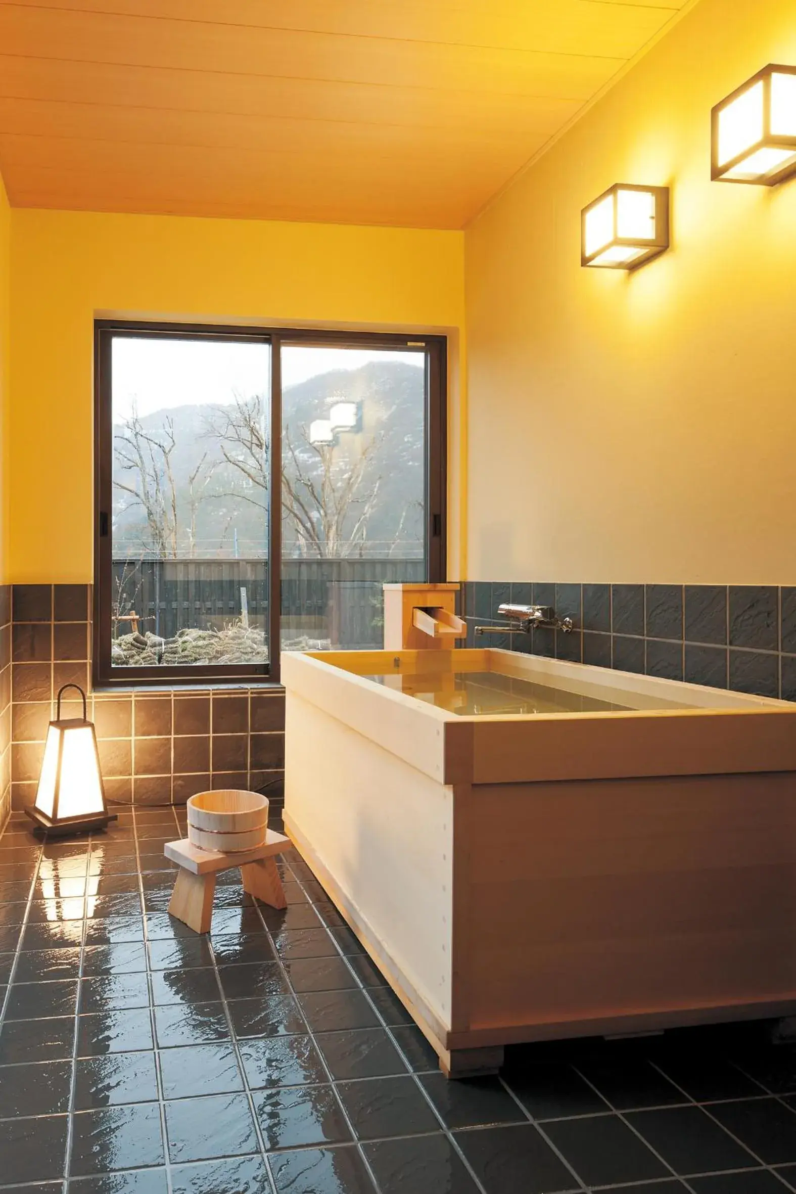 Open Air Bath in Hotel Morinokaze Tateyama