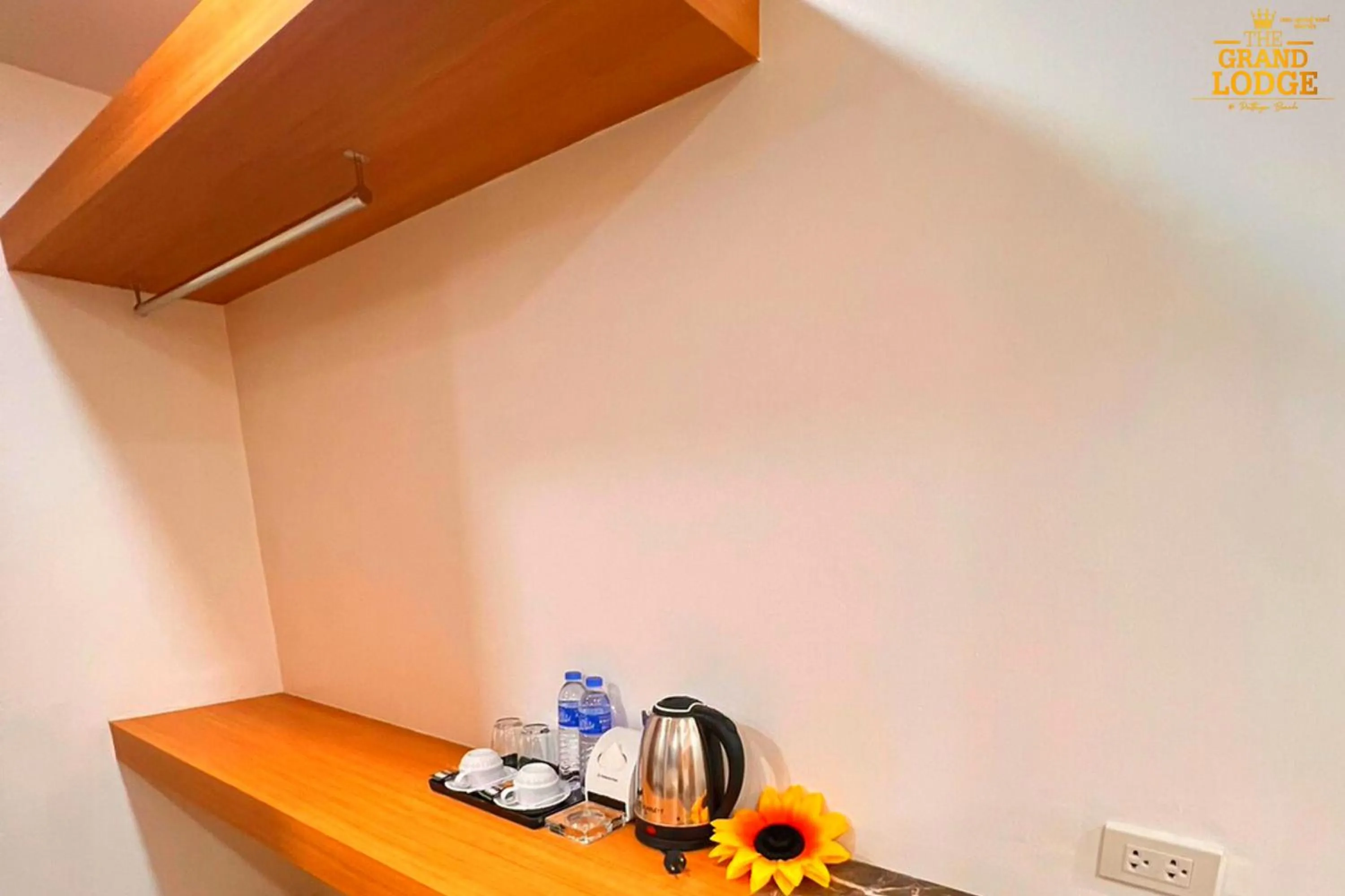 Coffee/tea facilities in The Privi Hotel