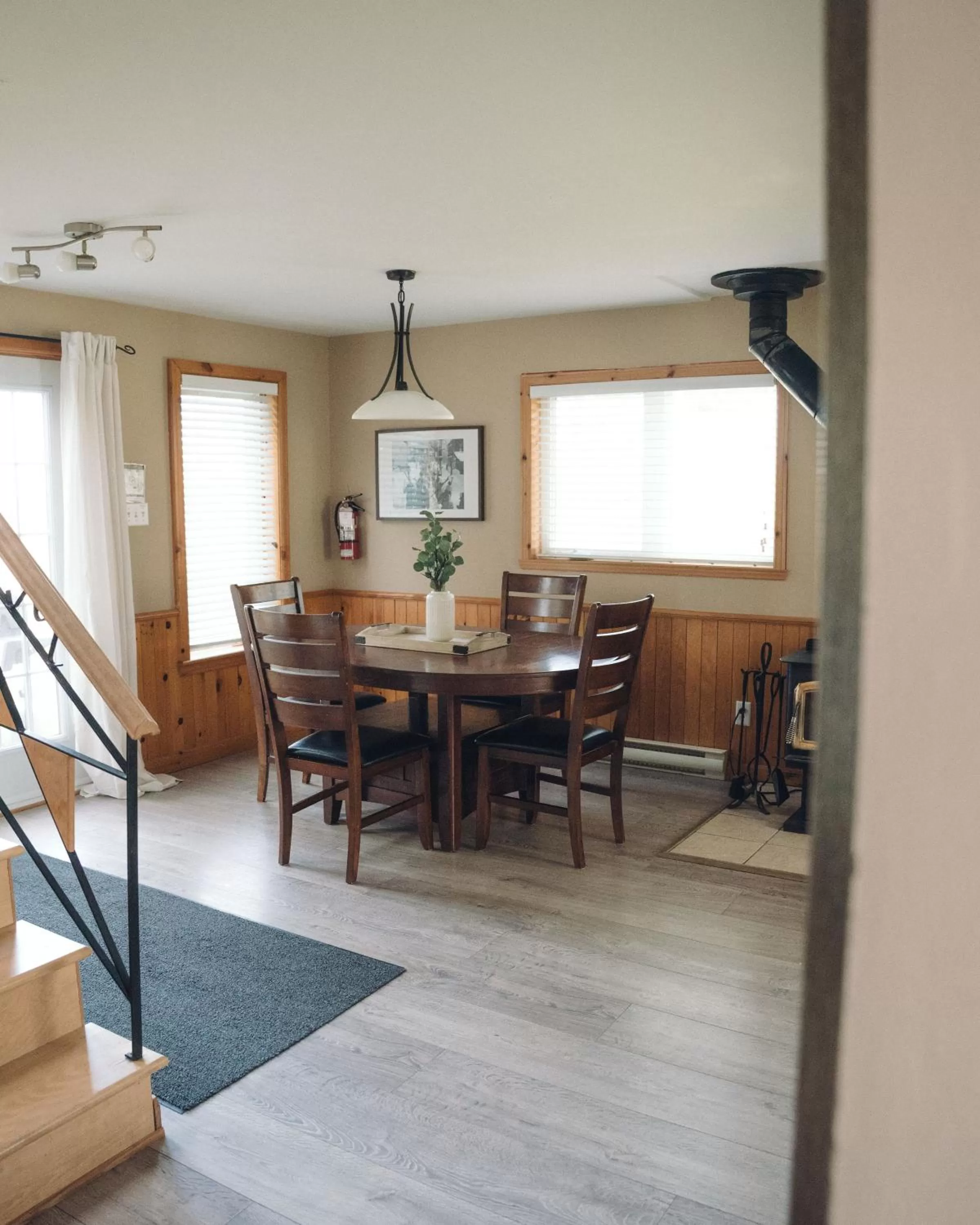 Dining Area in Le Montagnard, Auberge Hôtel & Chalets
