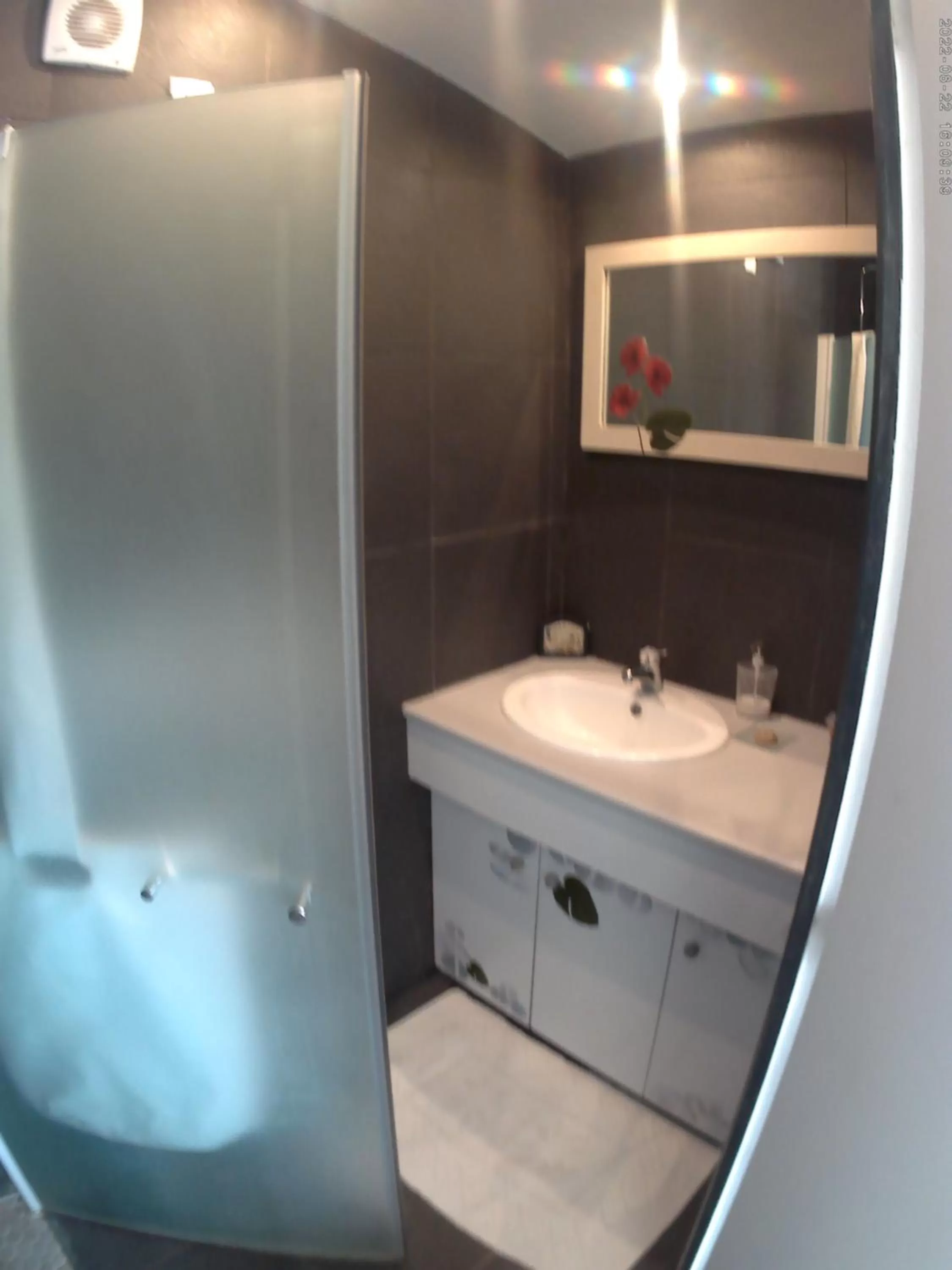 Bathroom in Chez Daniel & Catherine