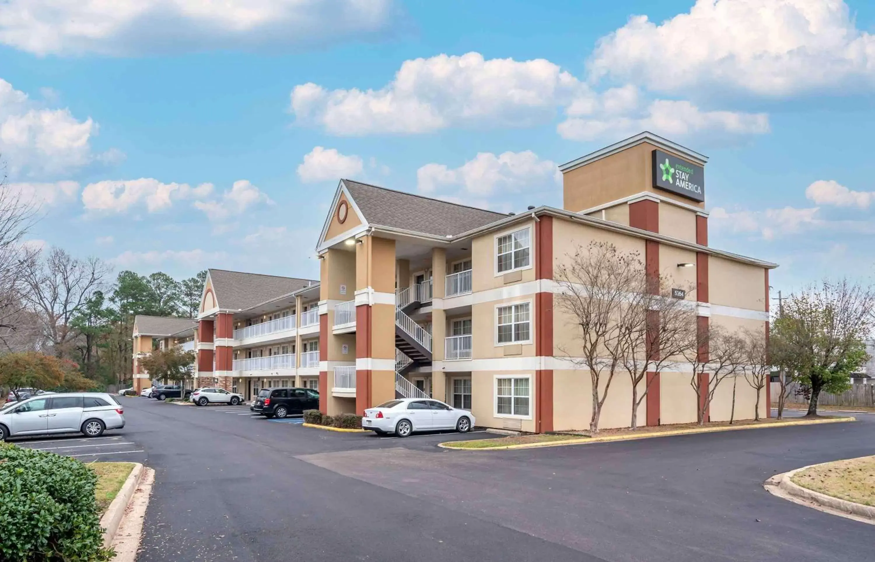 Property Building in Extended Stay America Suites - Jackson - North