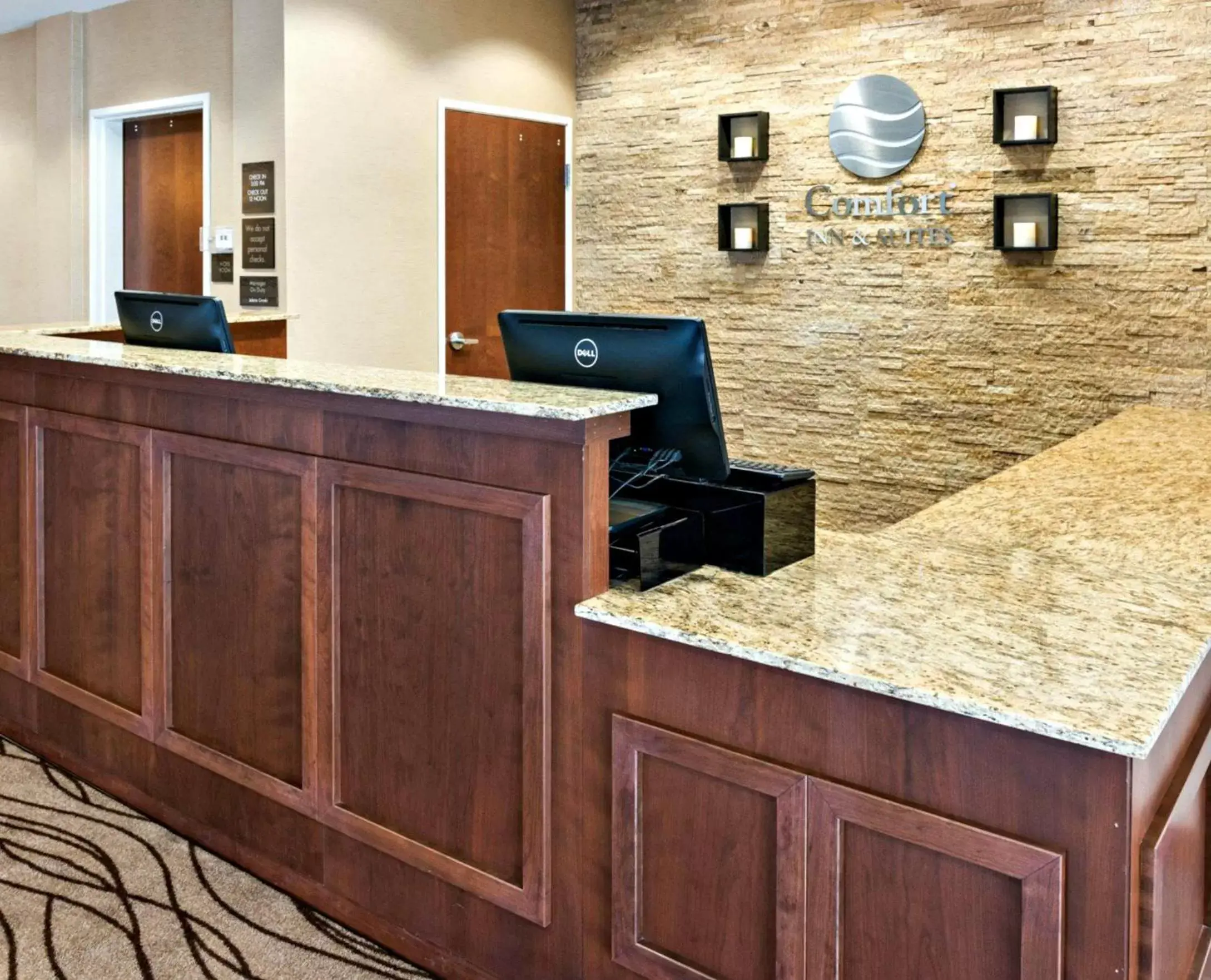 Lobby or reception, Lobby/Reception in Comfort Inn & Suites West - Medical Center