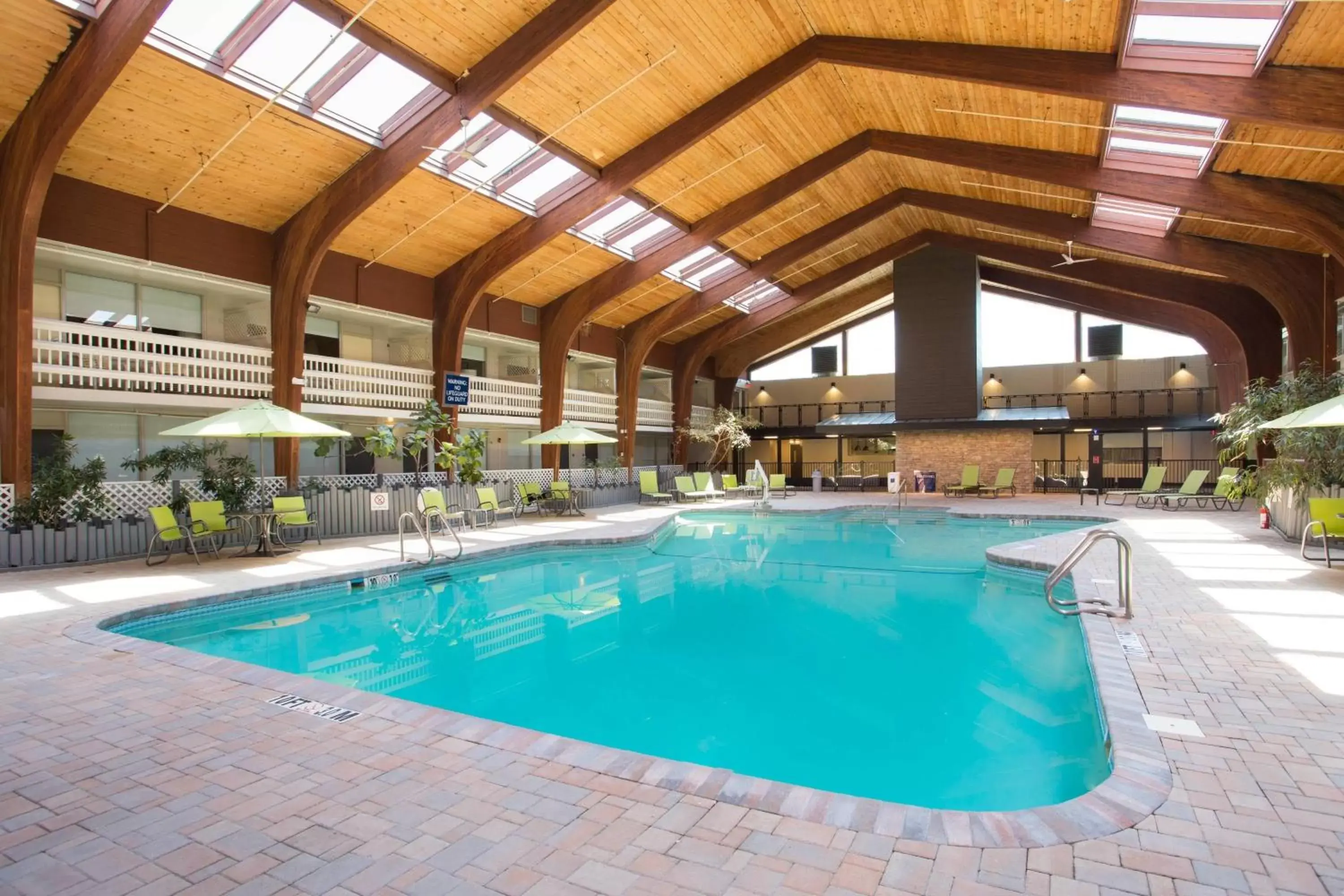 Swimming Pool in Four Points by Sheraton Eastham Cape Cod