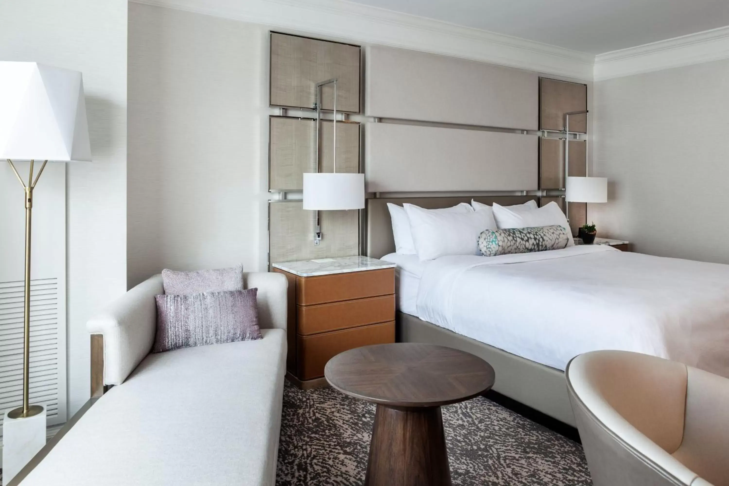 Photo of the whole room, Bed in Hotel Clio, a Luxury Collection Hotel, Denver Cherry Creek