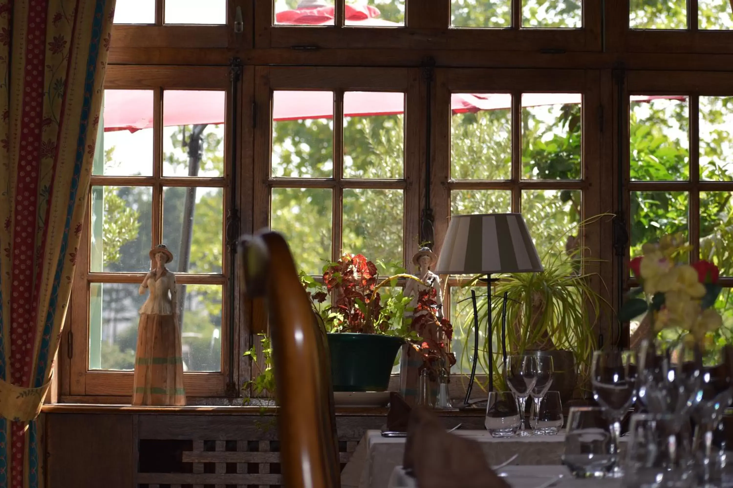 Dining area, Restaurant/Places to Eat in Hôtel Le Sauvage