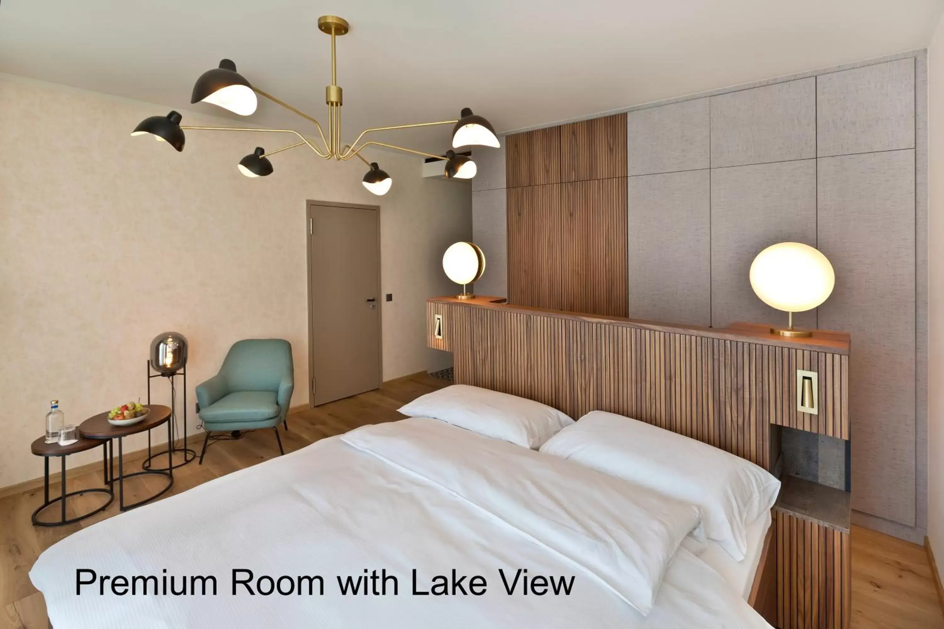 Bedroom, Bed in Hotel la Palma au Lac