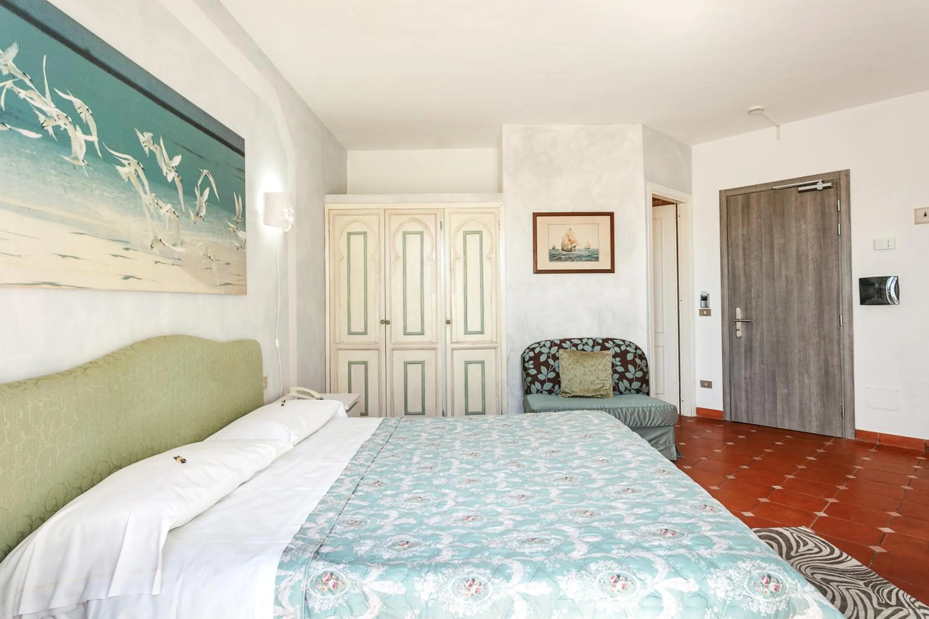 Bed in Hotel Stefania Boutique Hotel by the Beach