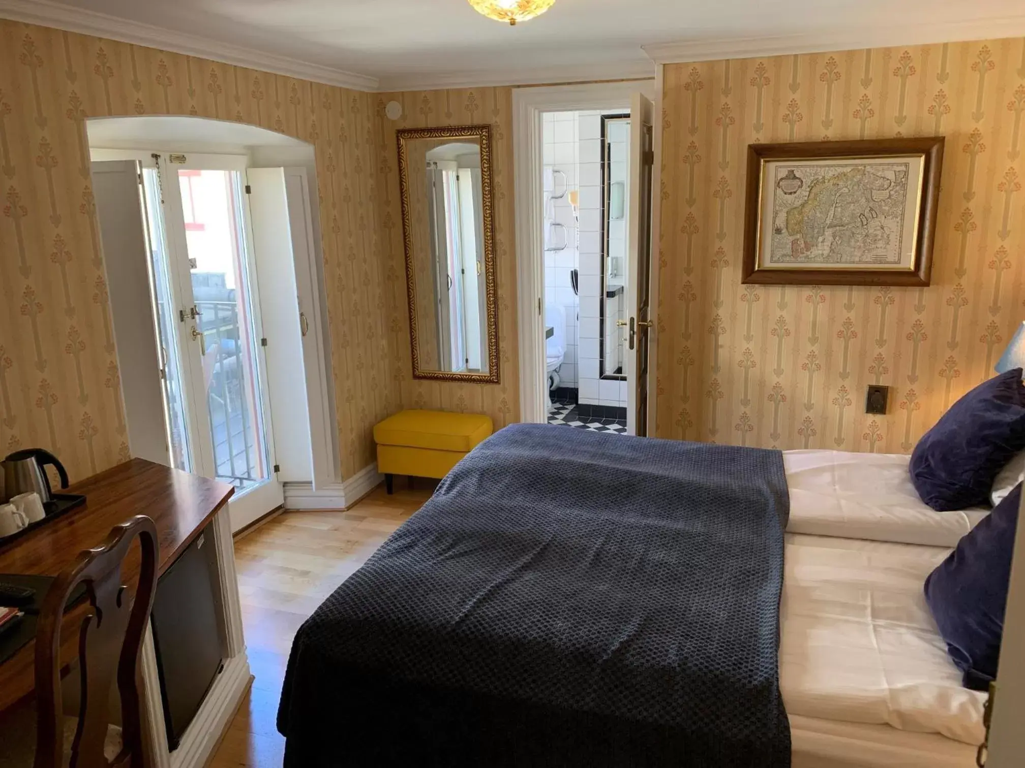 Bed in Mayfair Hotel Tunneln Bed in Mayfair Hotel Tunneln