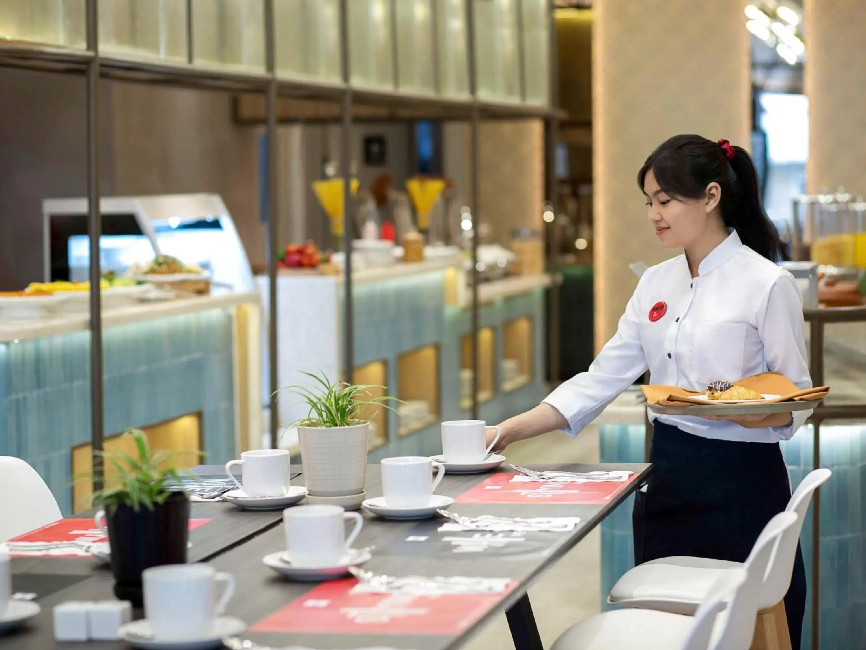Restaurant/places to eat in ibis Palembang Sanggar Restaurant/places to eat in ibis Palembang Sanggar
