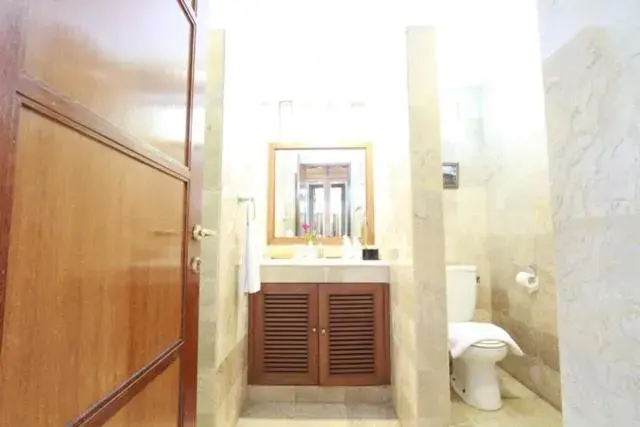 Bathroom in R Hotel Rancamaya