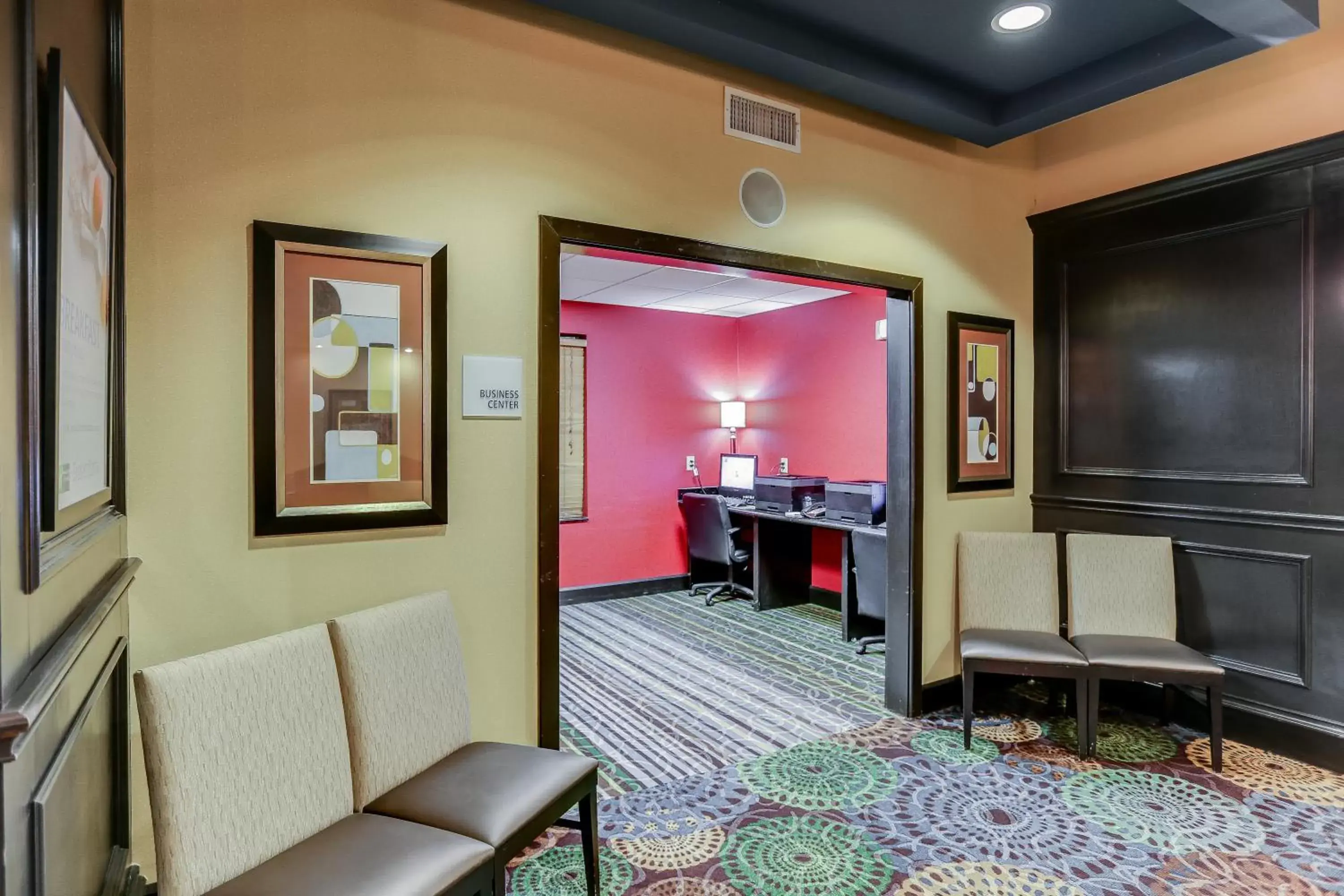 Other, TV/Entertainment Center in Holiday Inn Express Hotel & Suites Huntsville, an IHG Hotel