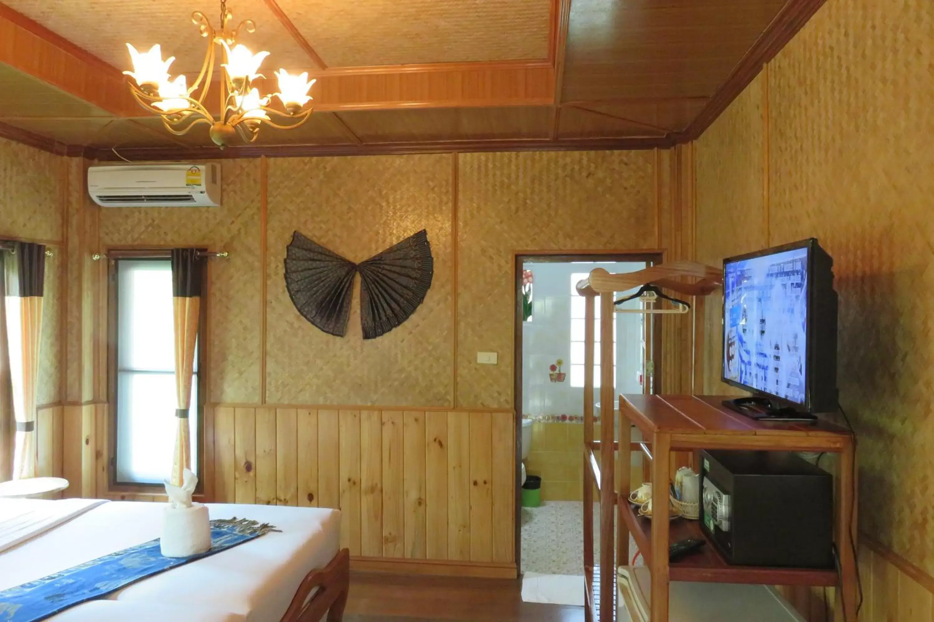 View (from property/room), TV/Entertainment Center in Macura Resort