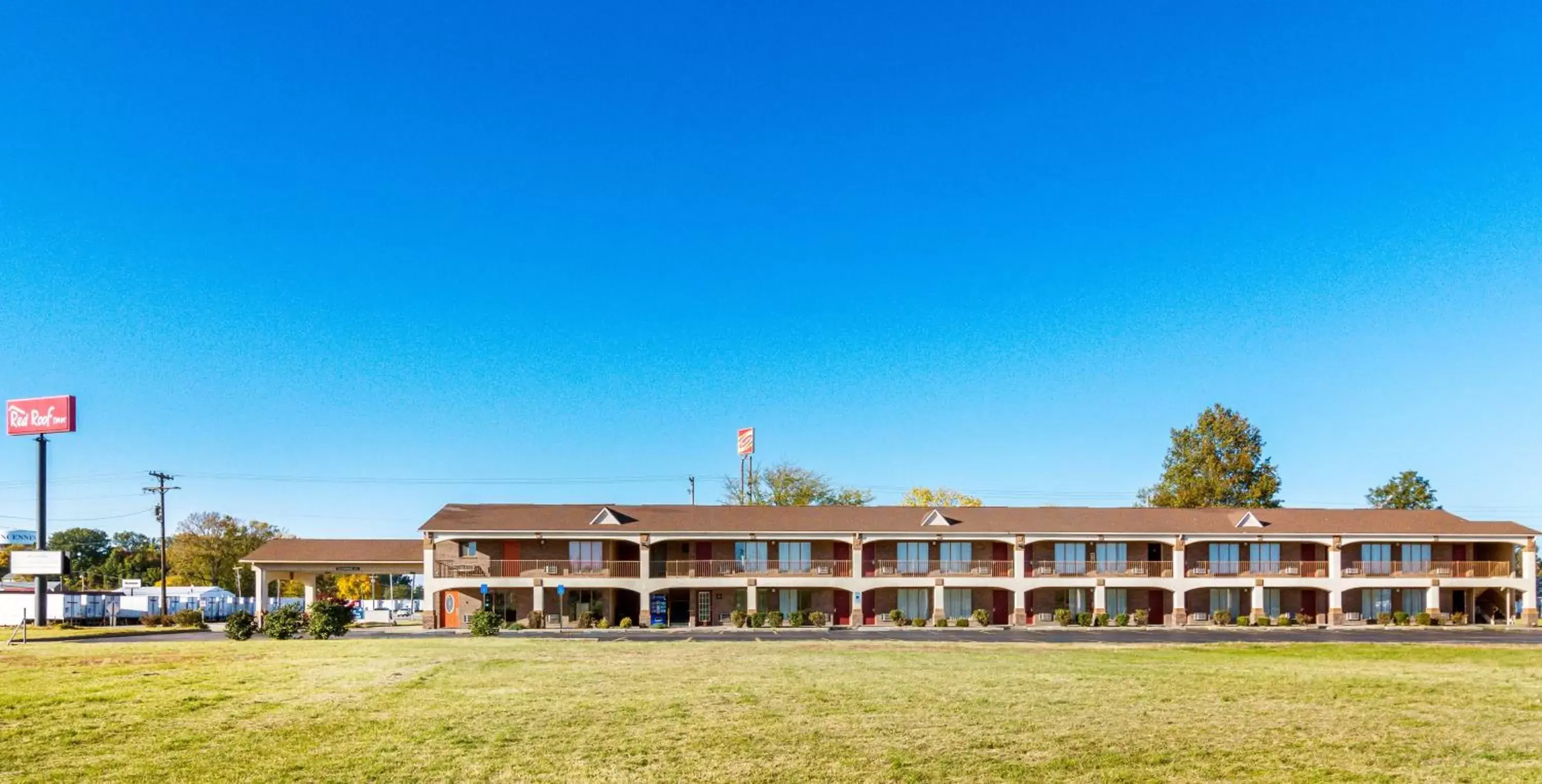 Other, Property Building in Red Roof Inn Vincennes