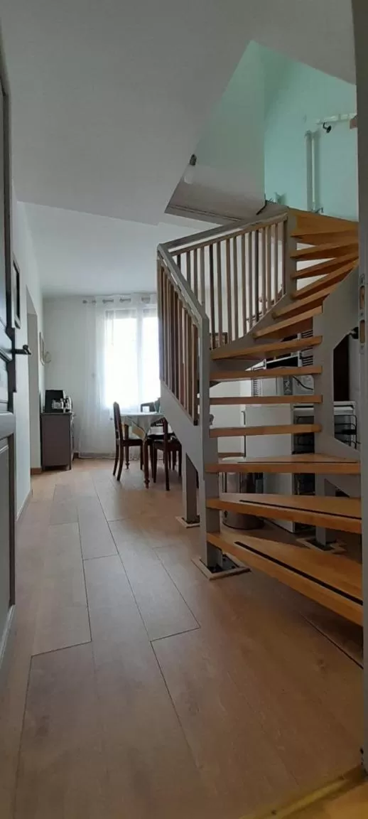 La pause sous le pin