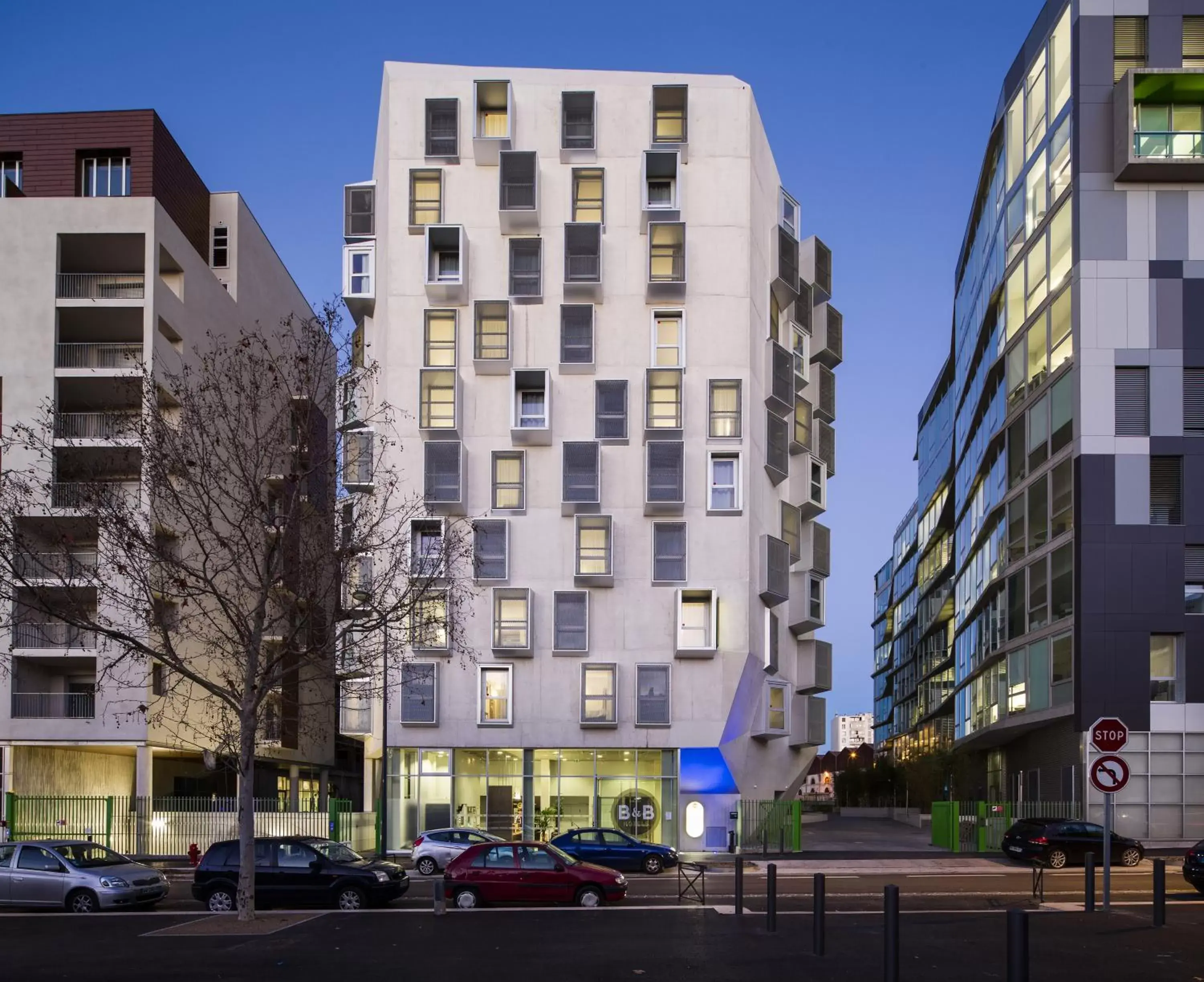 Property Building in B&B HOTEL Marseille Euromed