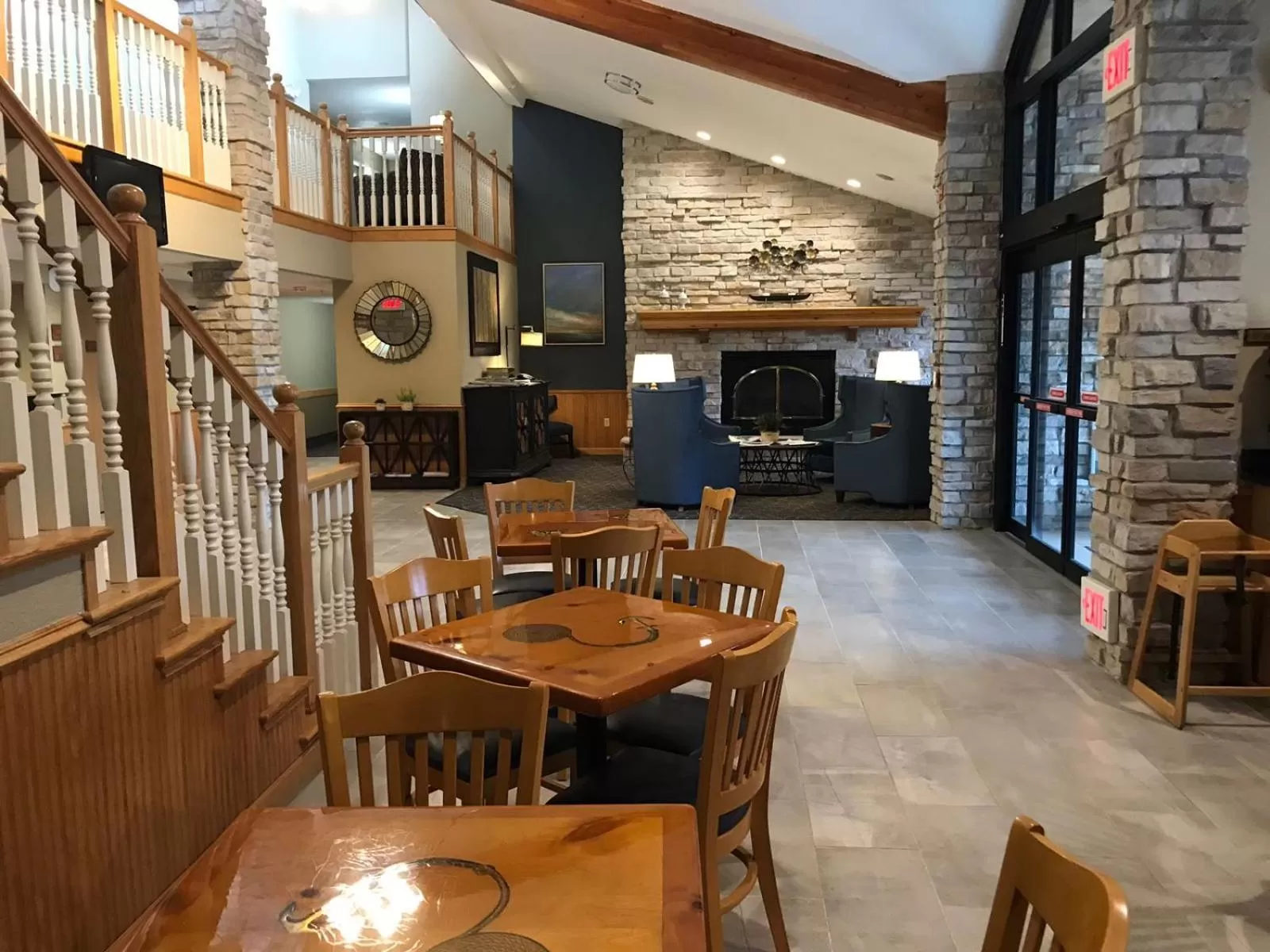 Restaurant/places to eat in AmericInn by Wyndham Hotel and Suites Long Lake