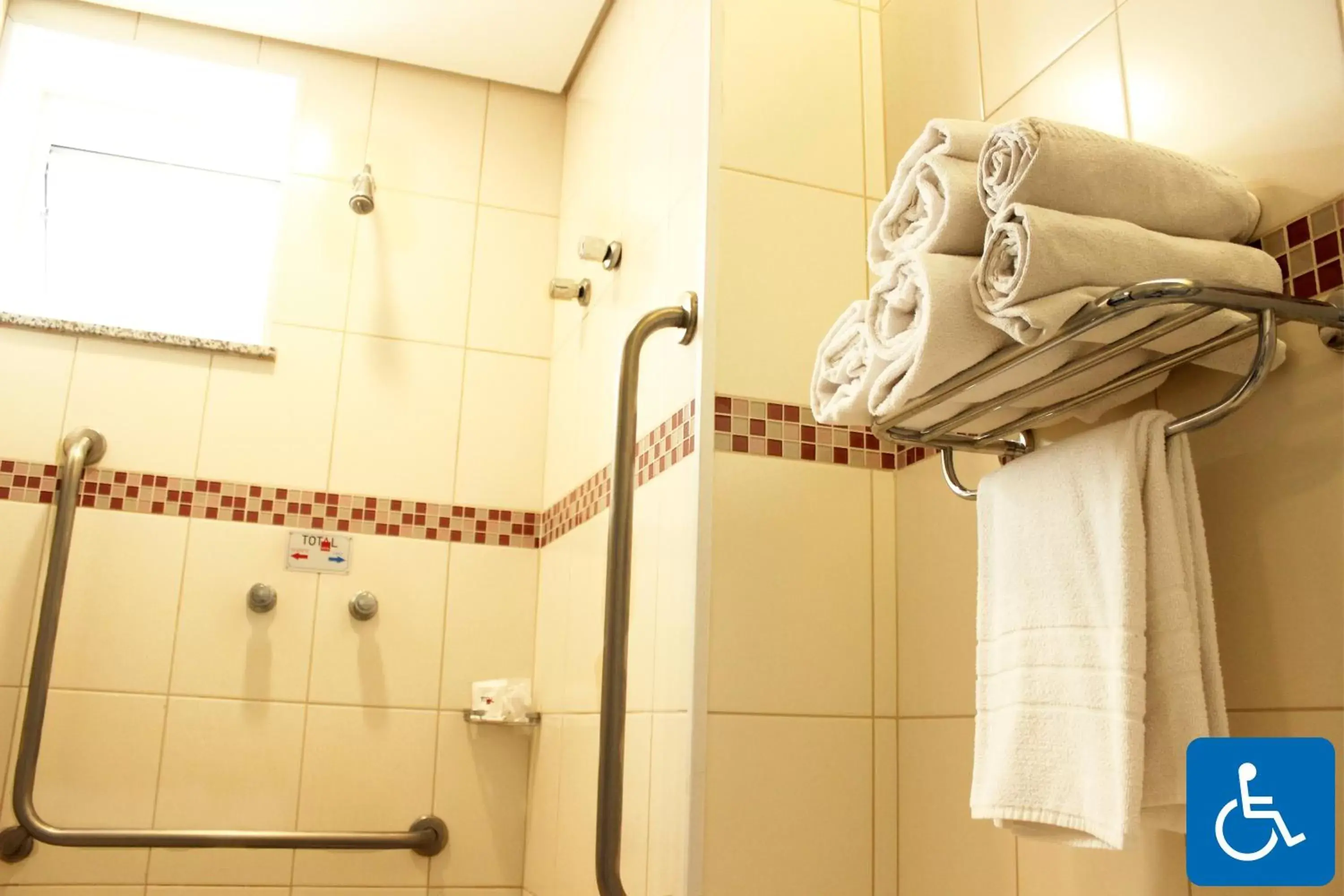 Double Room - single occupancy - Disability Access in Total Hotel Double Room - single occupancy - Disability Access in Total Hotel