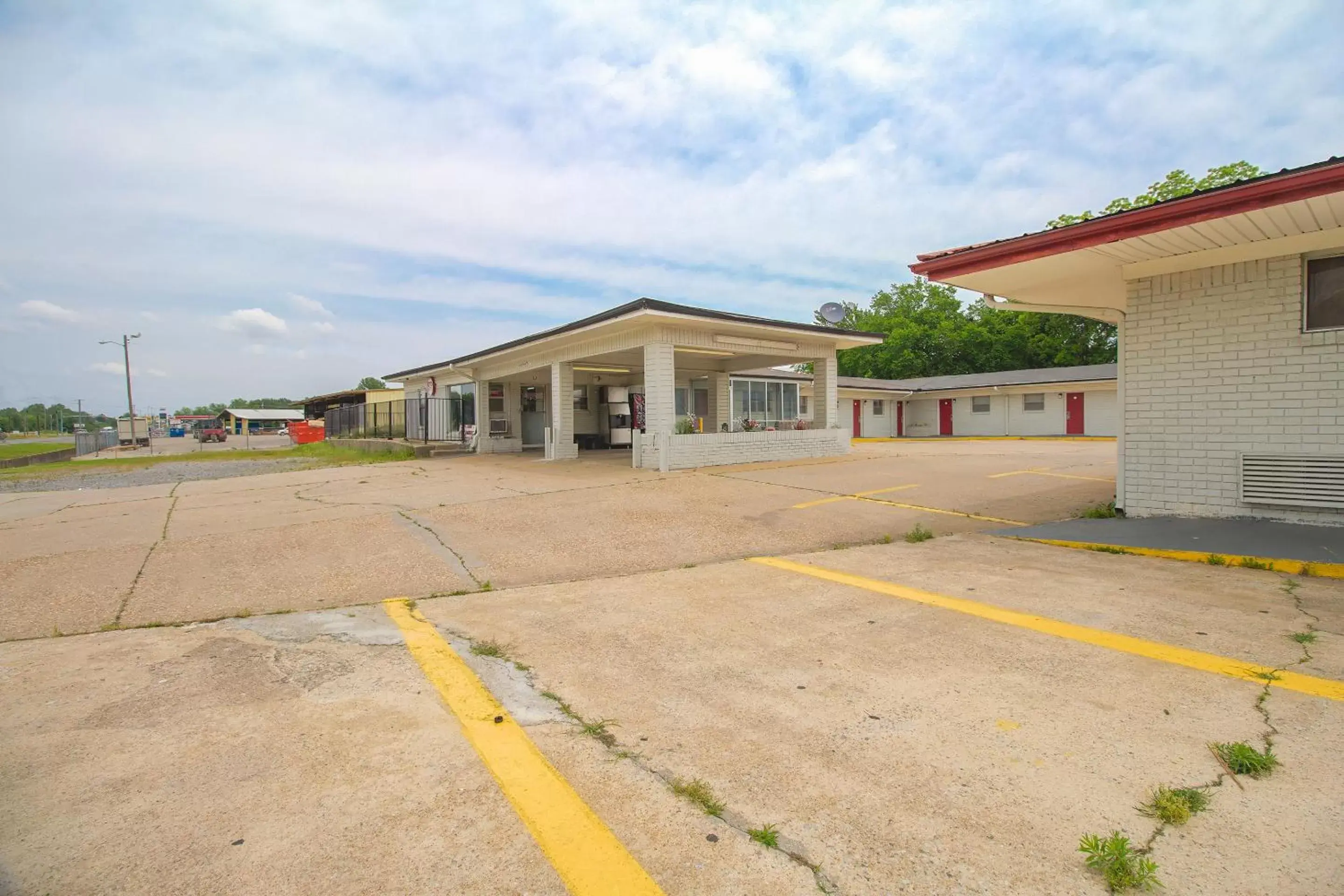 Property Building in OYO Hotel McAlester OK S Main St