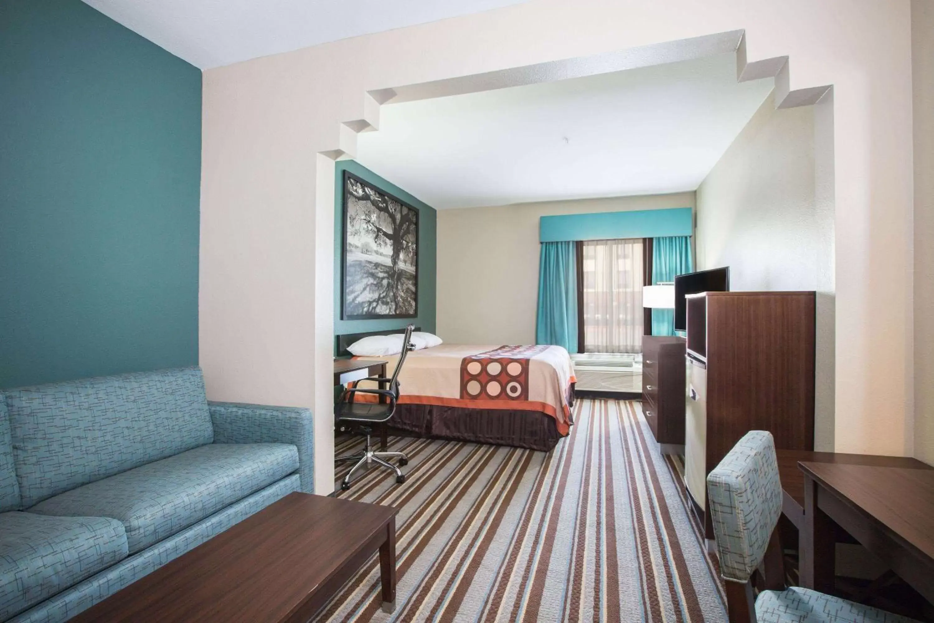 Photo of the whole room, Bed in Super 8 by Wyndham Port Arthur/Nederland Area Photo of the whole room, Bed in Super 8 by Wyndham Port Arthur/Nederland Area