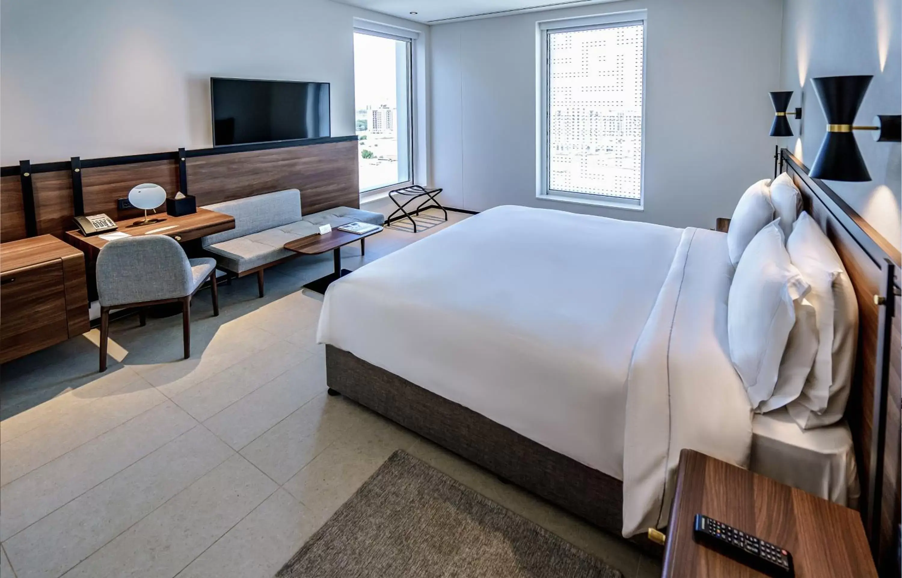 Bedroom in FORM Hotel Dubai, a Member of Design Hotels
