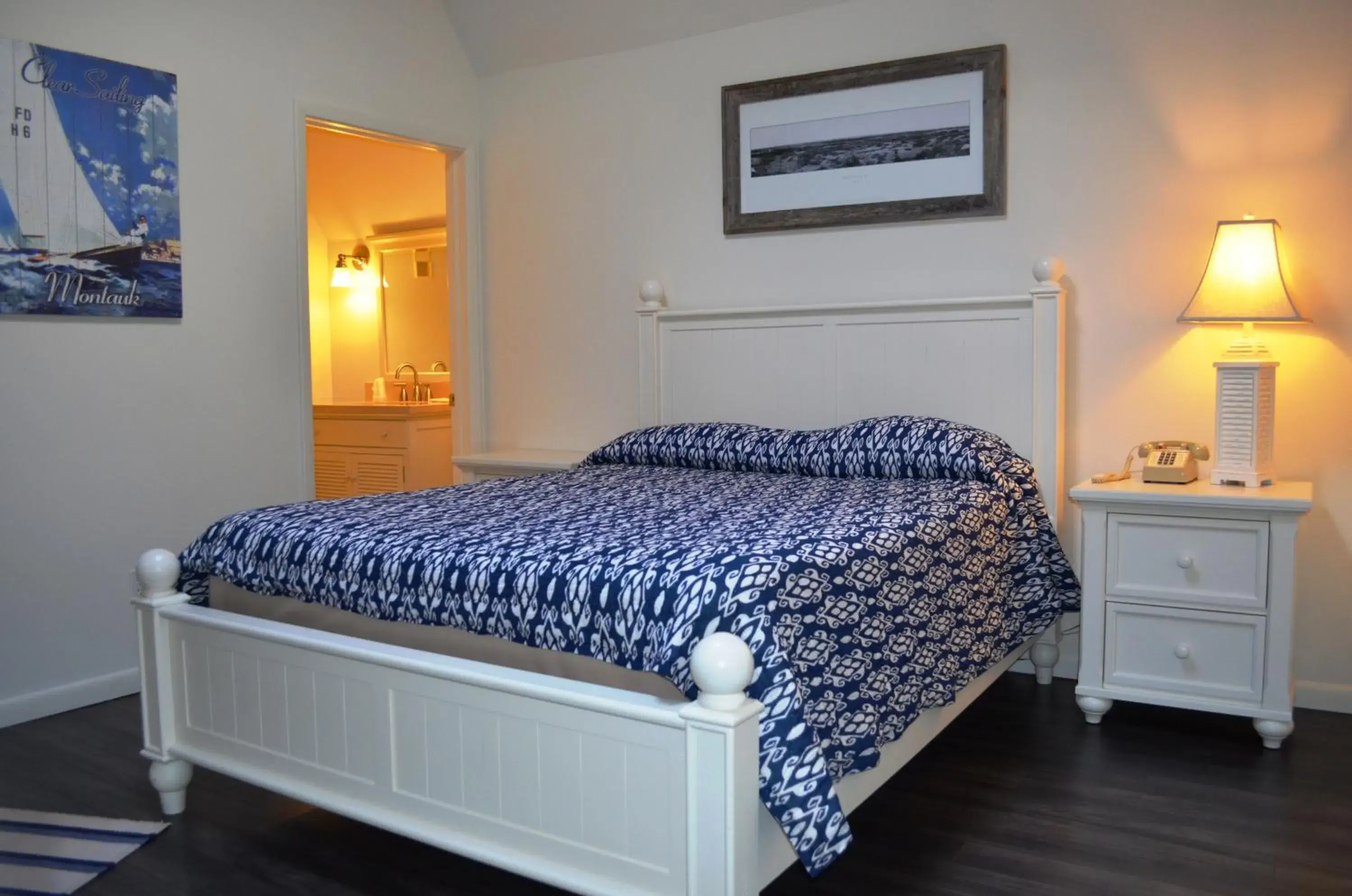 Bedroom in Montauk Manor
