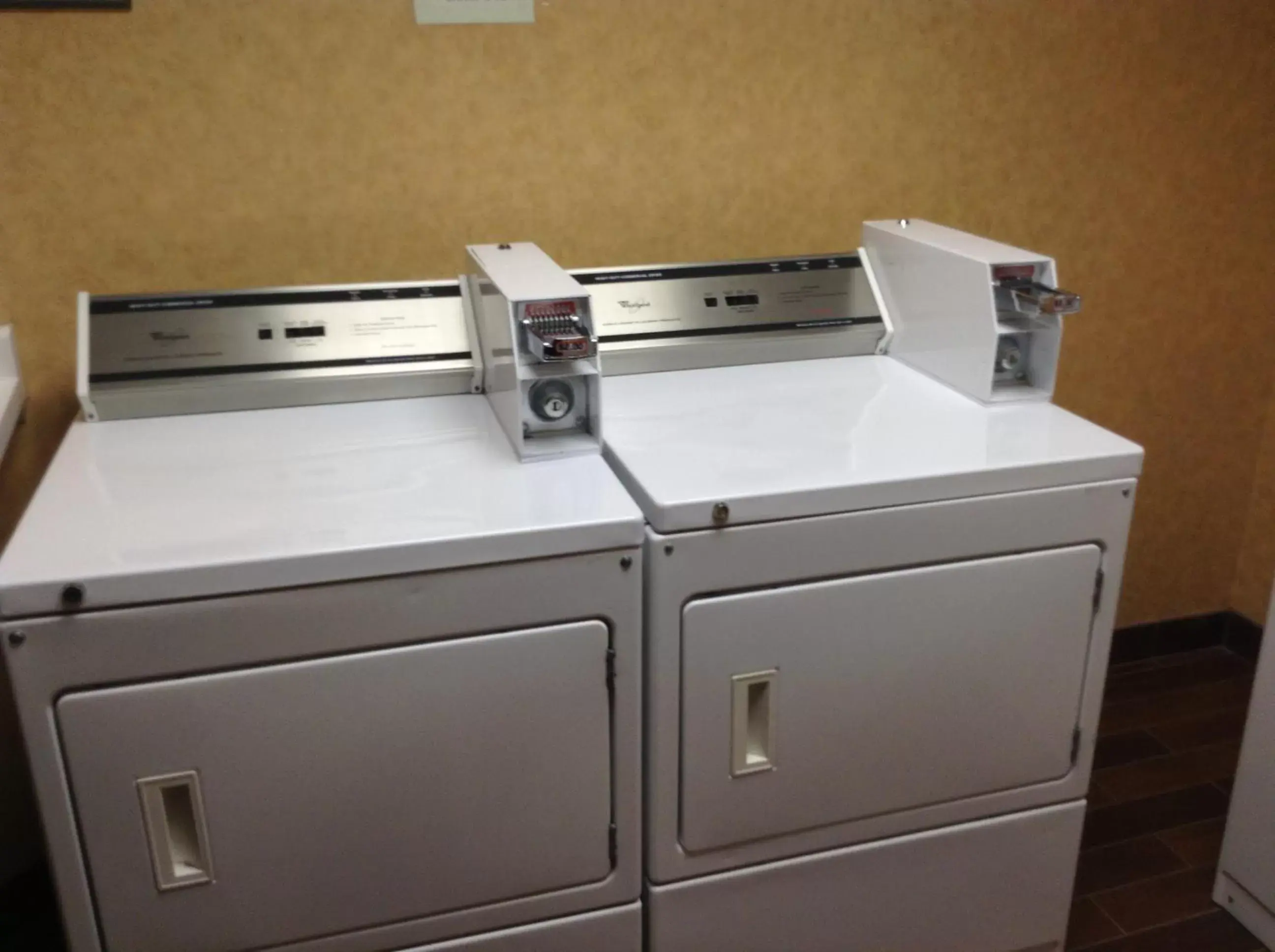 Decorative detail, Kitchen/Kitchenette in Canal Park Lodge